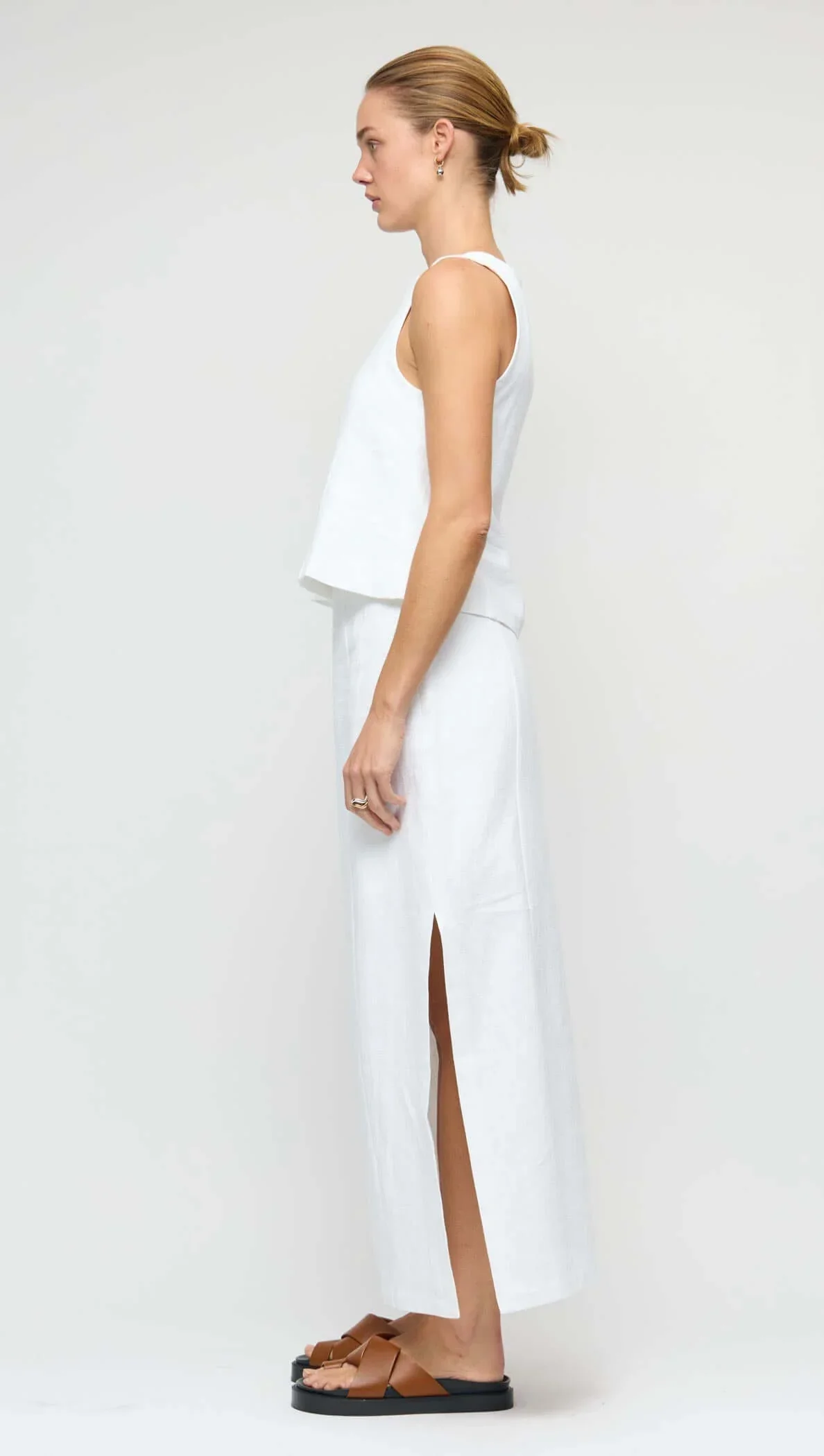 Staple-The-Label-Lucia-Linen-Cotton-Blend-White-Midi-Skirt_4_2048x.webp