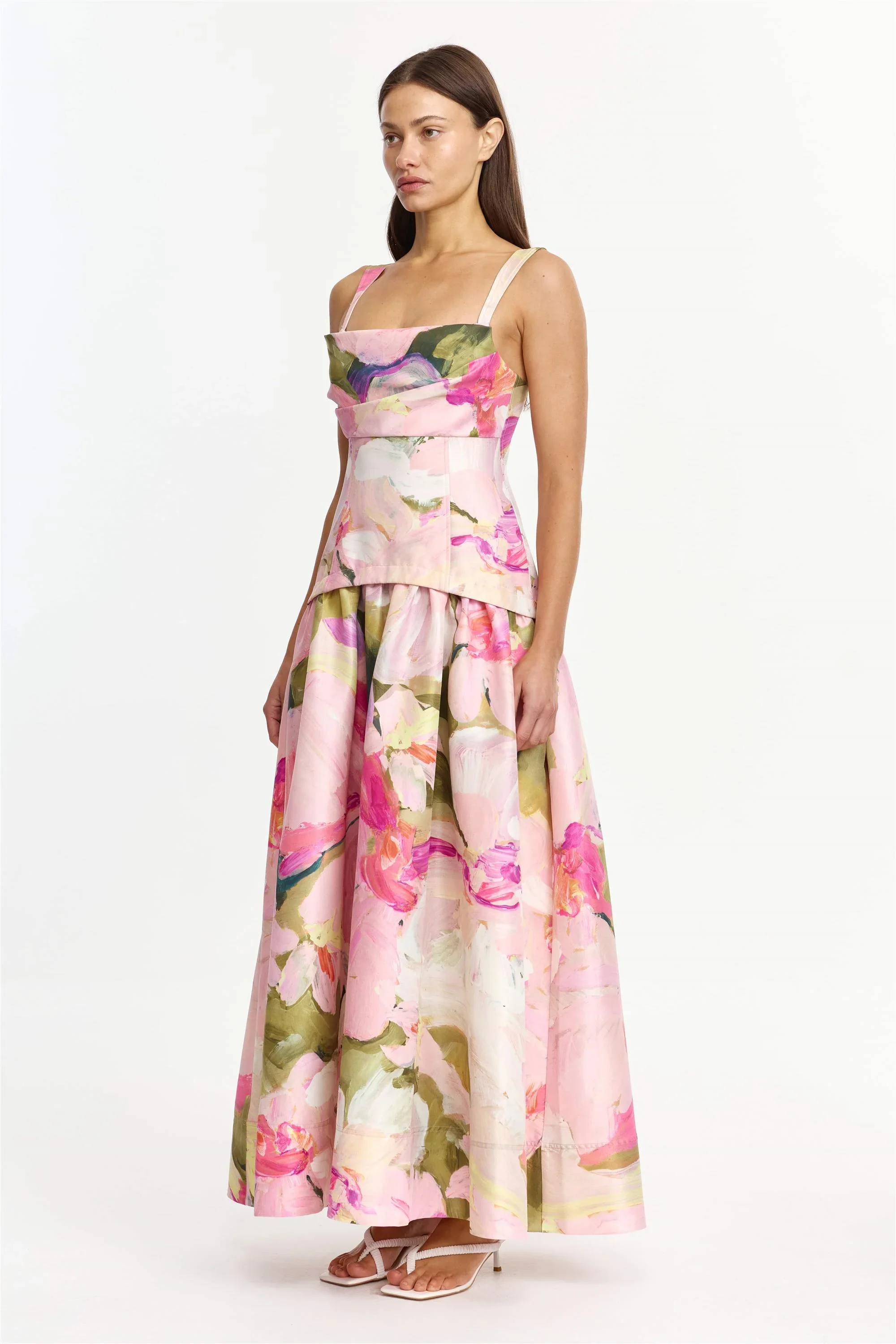 D2-AL2604262D-PRT_REEVE_MAXI_DRESS-GARDEN_AFTERNOON-2_2048x.webp