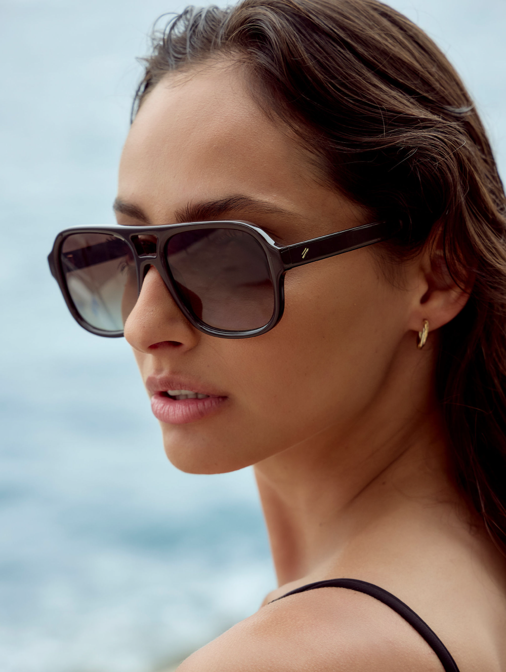 Blake-Chocolate-Lifestyle (1)_BASK_EYEWEAR.png