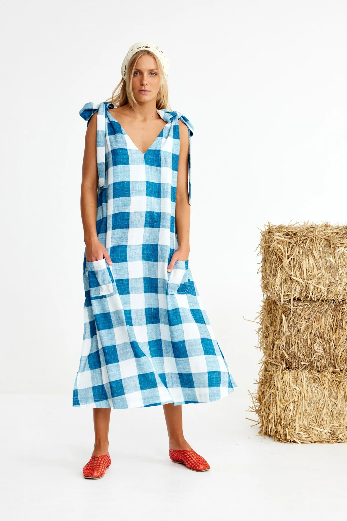 BBSS2506_HAYBALES_DRESS_02.jpg