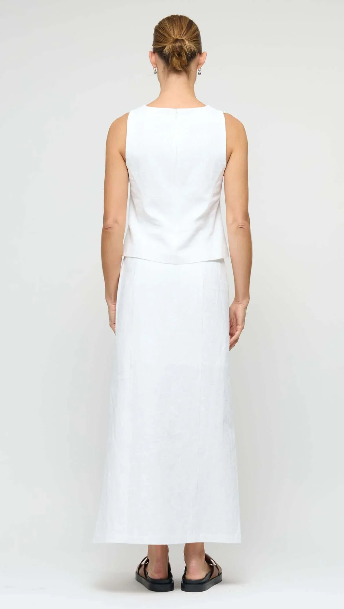 Staple-The-Label-Lucia-Linen-Cotton-Blend-White-Midi-Skirt_6_2048x.webp