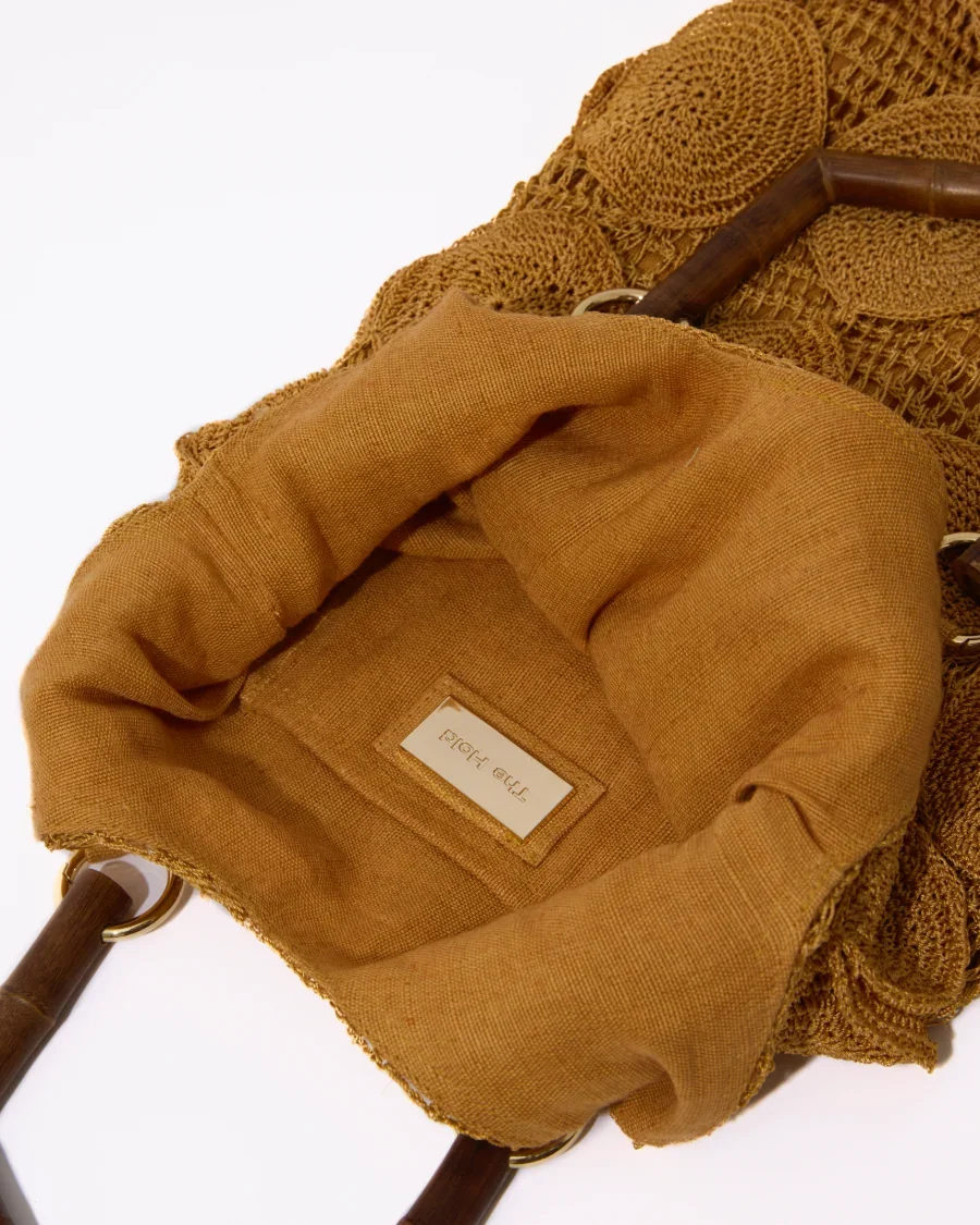 the-hold-enveloped-tote-ochre-crochet-bamboo-handles-6.webp
