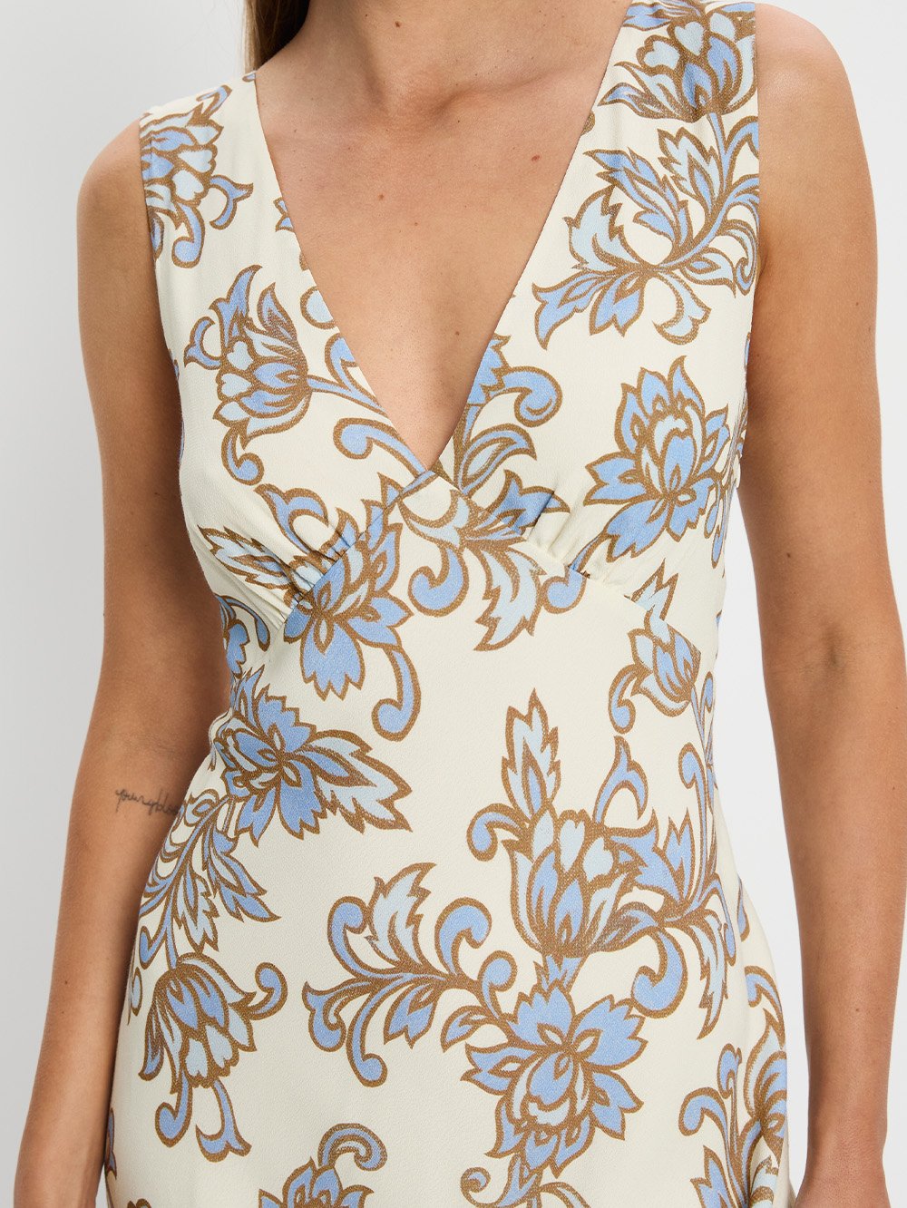 Avalon Midi Dress-Detail-05.jpg