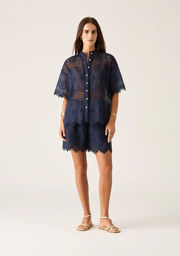 S27-54660_-MARIANA-EMBROIDERY-BLOUSE_-NAVY-24100-MosTheLabel-D1-0236_600x853.jpg