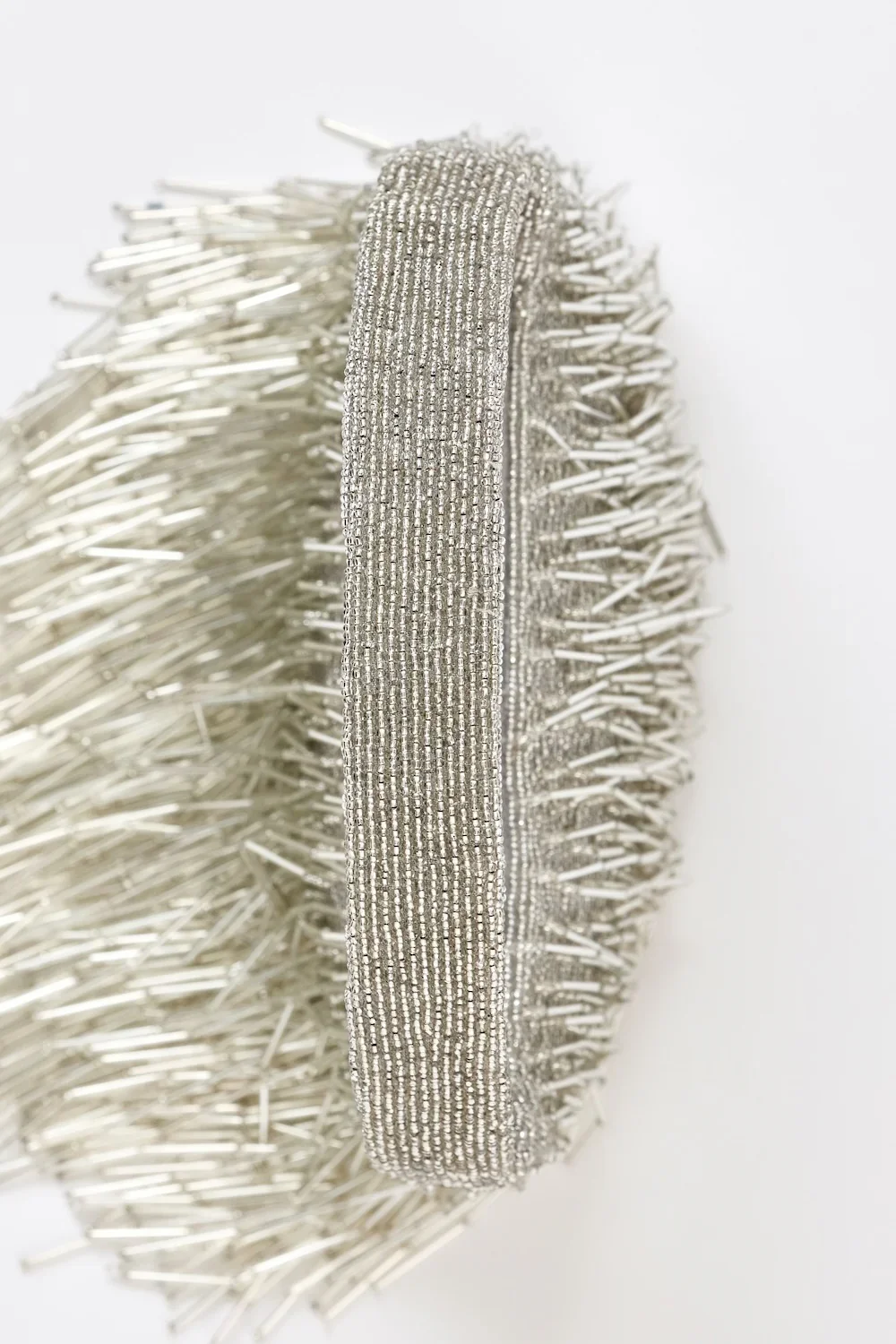 AJ260401H_DRIP_BIRCH_BAG-SILVER-3_2048x.webp