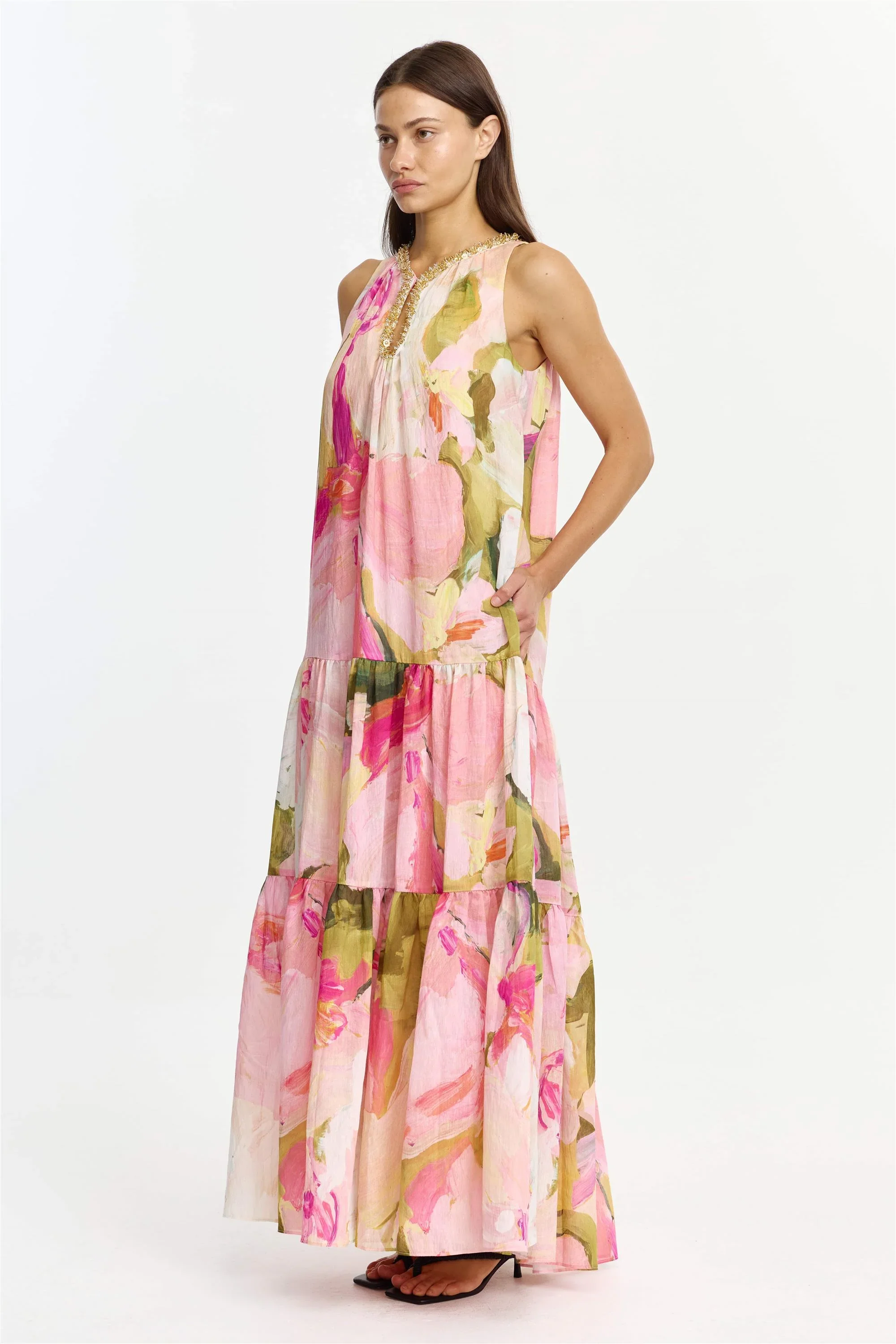 D2-AS2604260D-PRT_REEMAN_MAXI_DRESS-GARDEN_AFTERNOON-2_2048x.webp