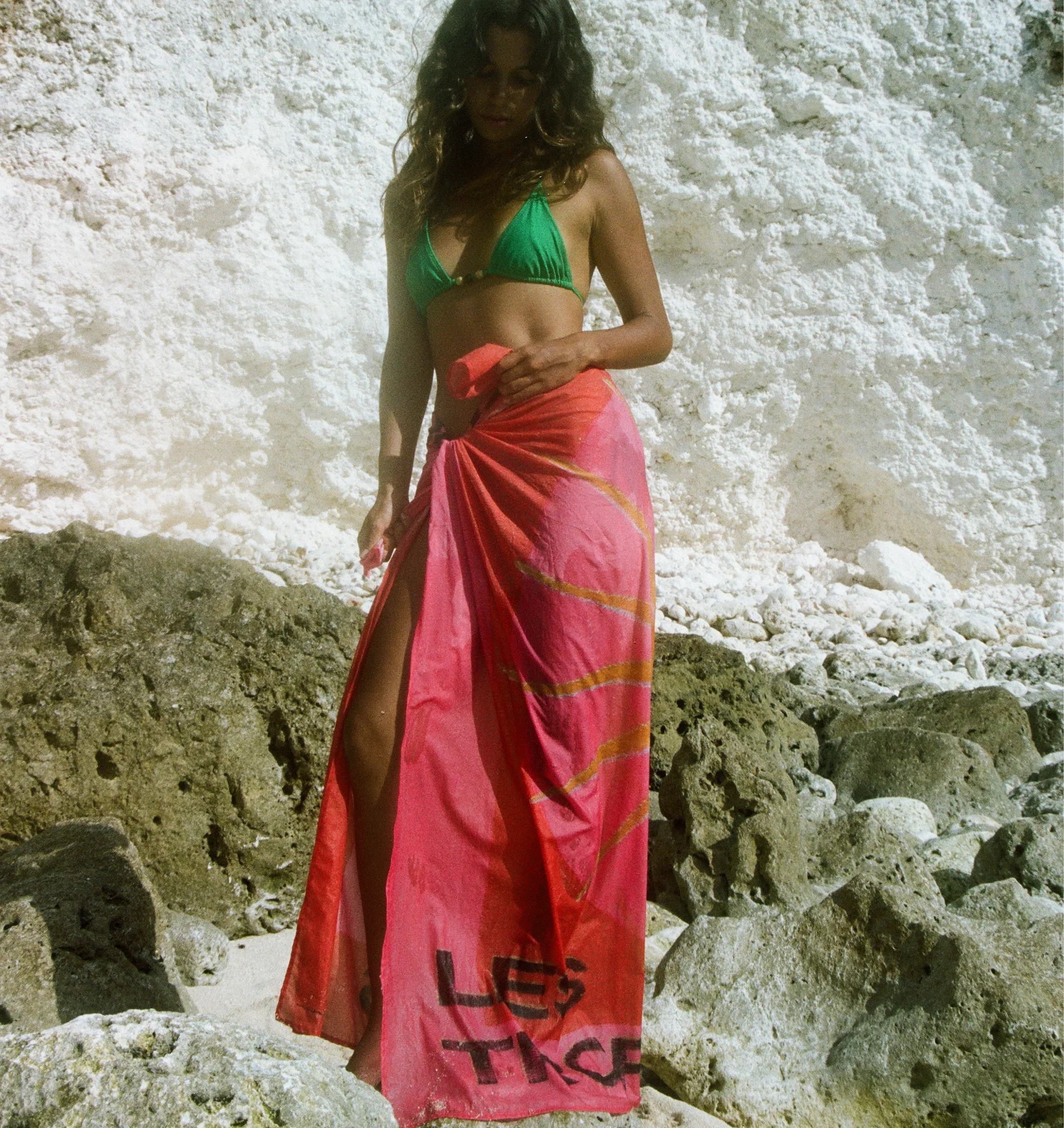24_Atlas_HolidayWear_TropicSun_Sarong_3_1dc1a9f8-72a0-4bef-b6ba-e8f70244113e.webp