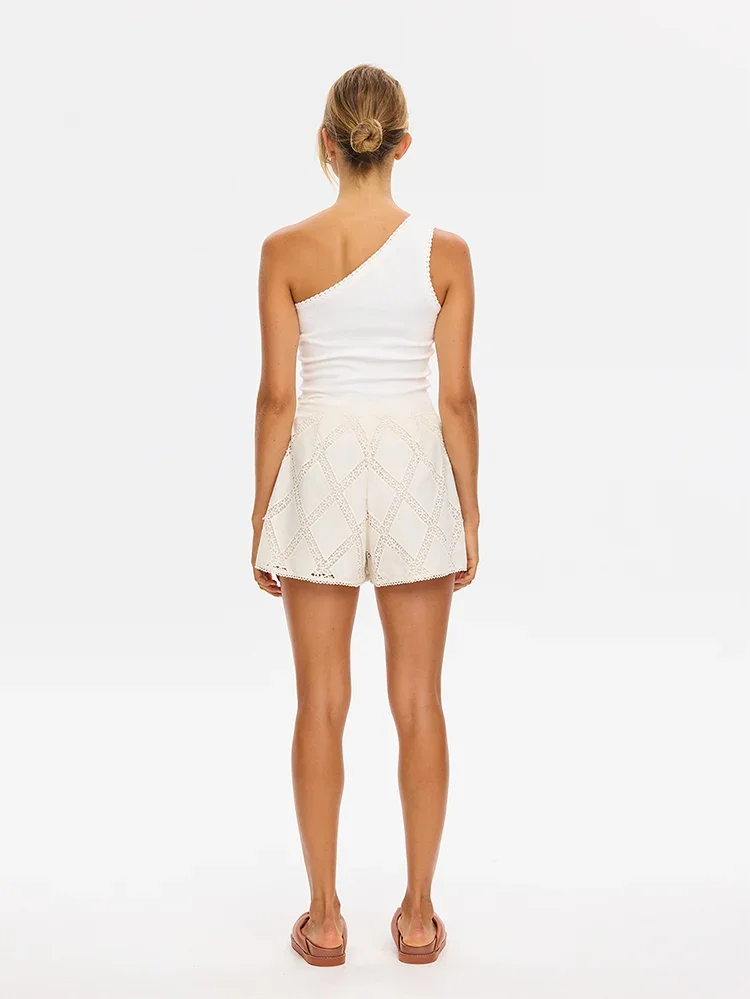 Izzy-Short-Cream-03_12261ded-02aa-4e96-90f9-eba02ffdb3c0.webp