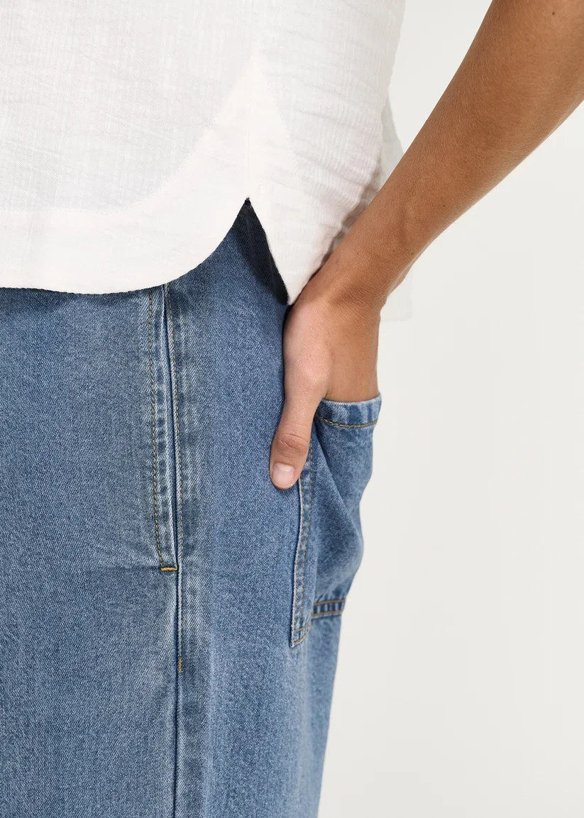 talia-chambray-relaxed-pant-ut2605932-02.webp