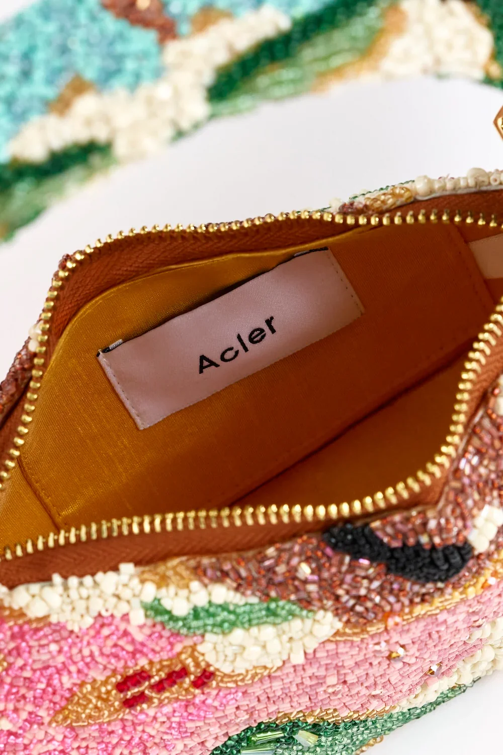 AJ241001H_BEADED_BIRCH_BAG-FLORAL_MIX-3_2048x.webp
