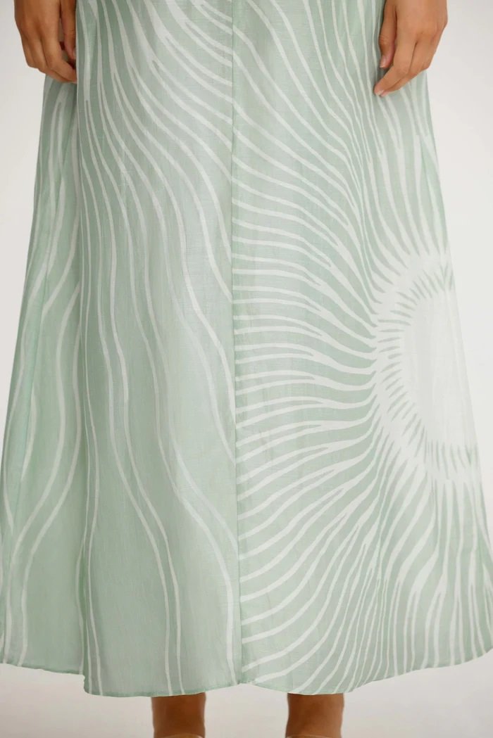 D1_SU2410142D-PRT_CELESTE_MAXI_DRESS-SOLSTICE-4jpg_700x.jpg