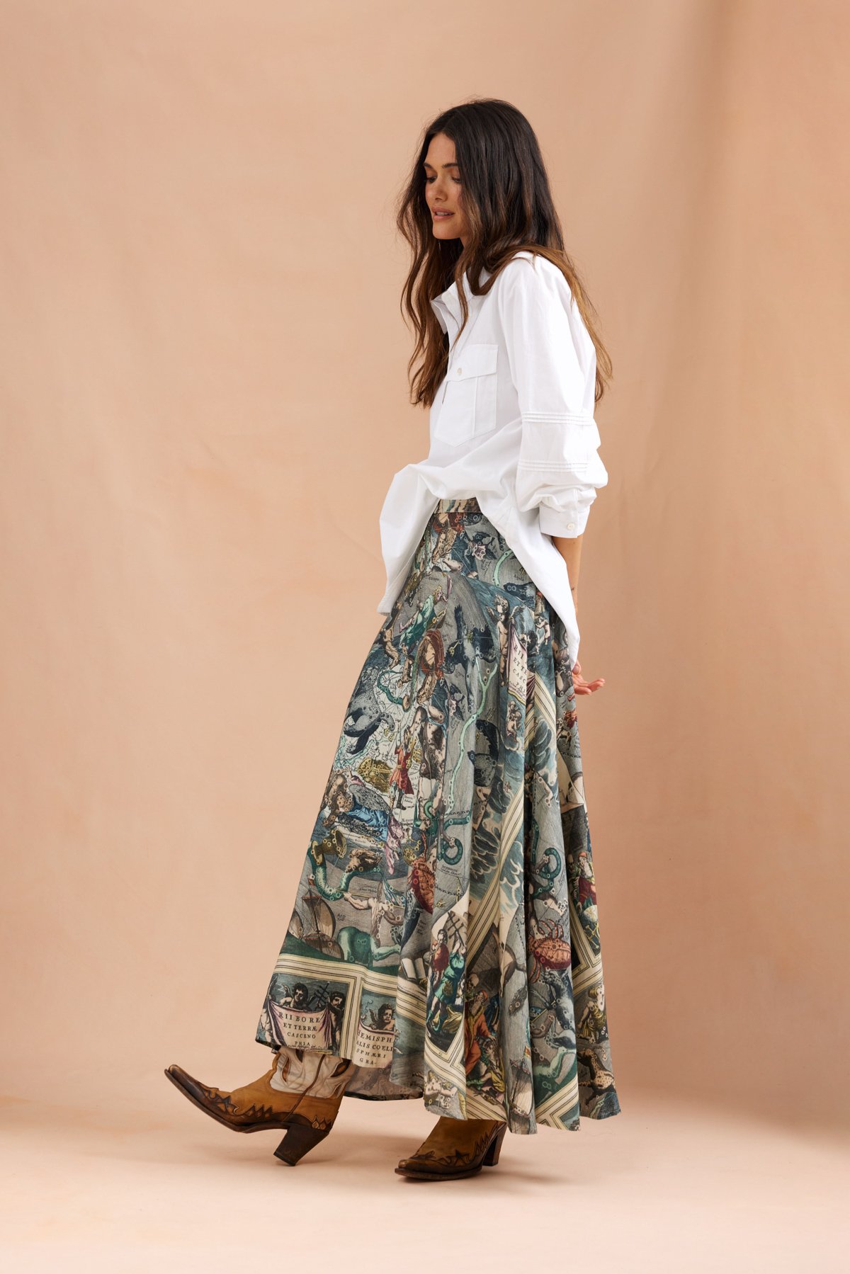 BBAW2539_BISTRO_DISCO_SKIRT_03.jpg