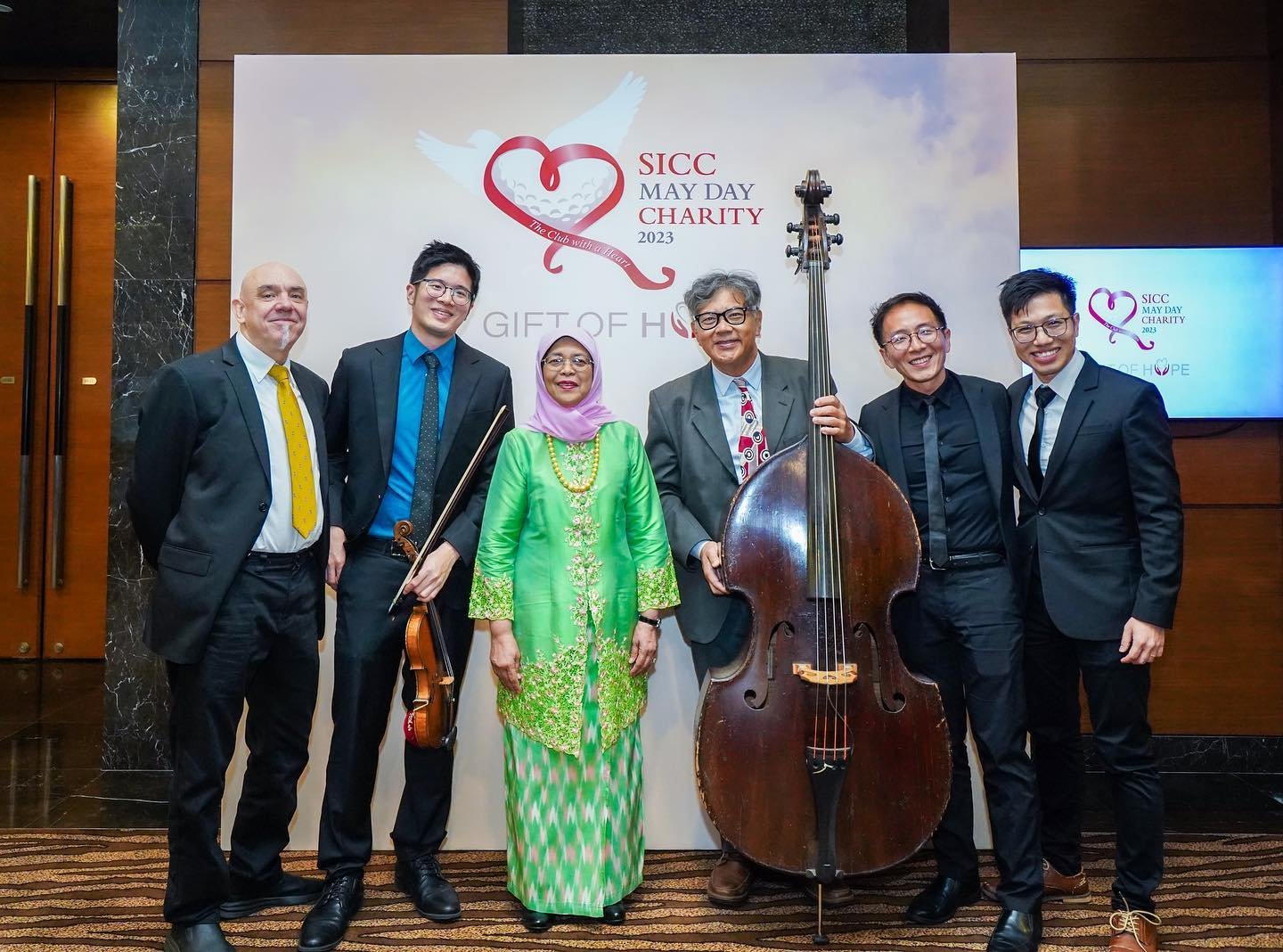 A huge thank you to @maduro.sg and the @sicc_sg for having us on board to play for the May Day Charity Event with President Halimah Yacob in attendance.
A huge thank you also to these incredible musicians whom I learn so much from, and whose greatnes