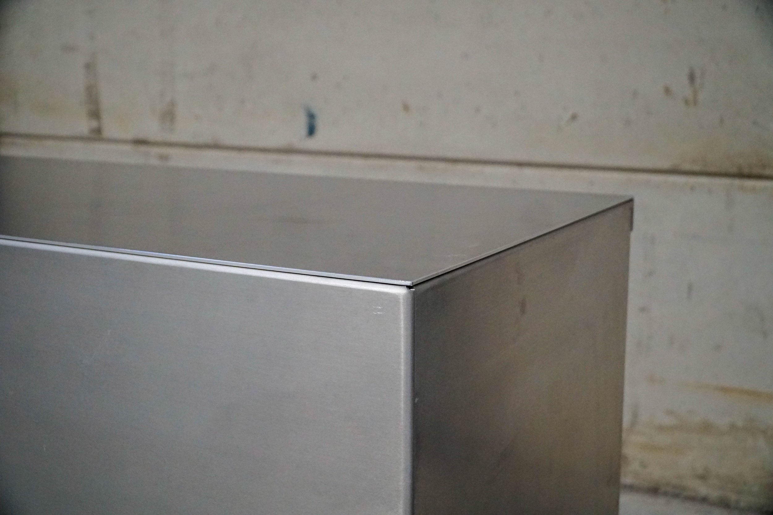 Aluminium_Counter_Large_01_02.jpg
