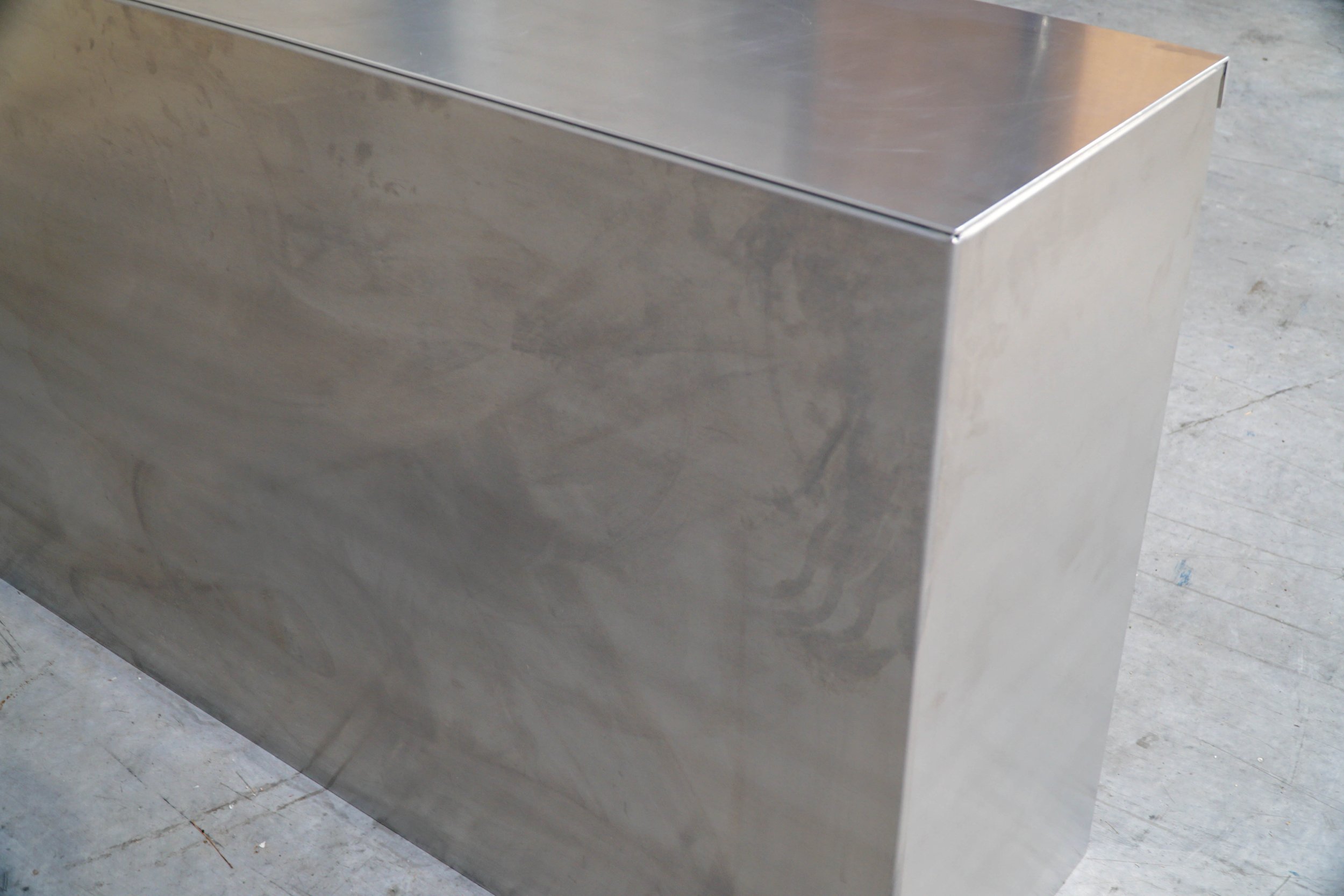 Aluminium_Counter_Medium_01_06.jpg