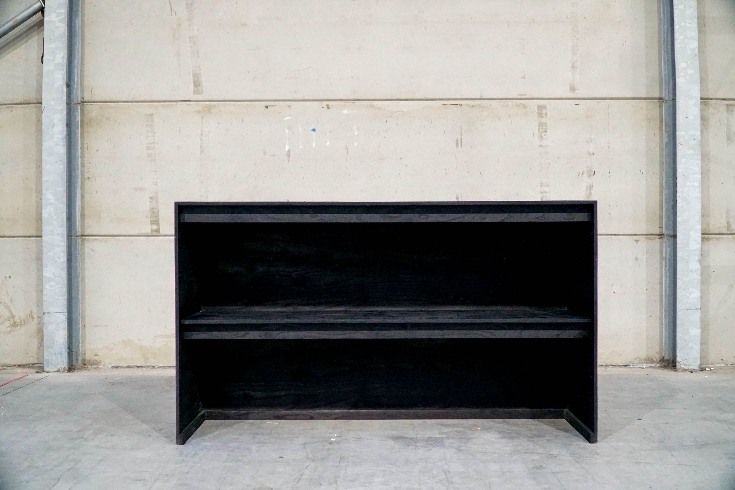 Black_Ply_02_01.jpg