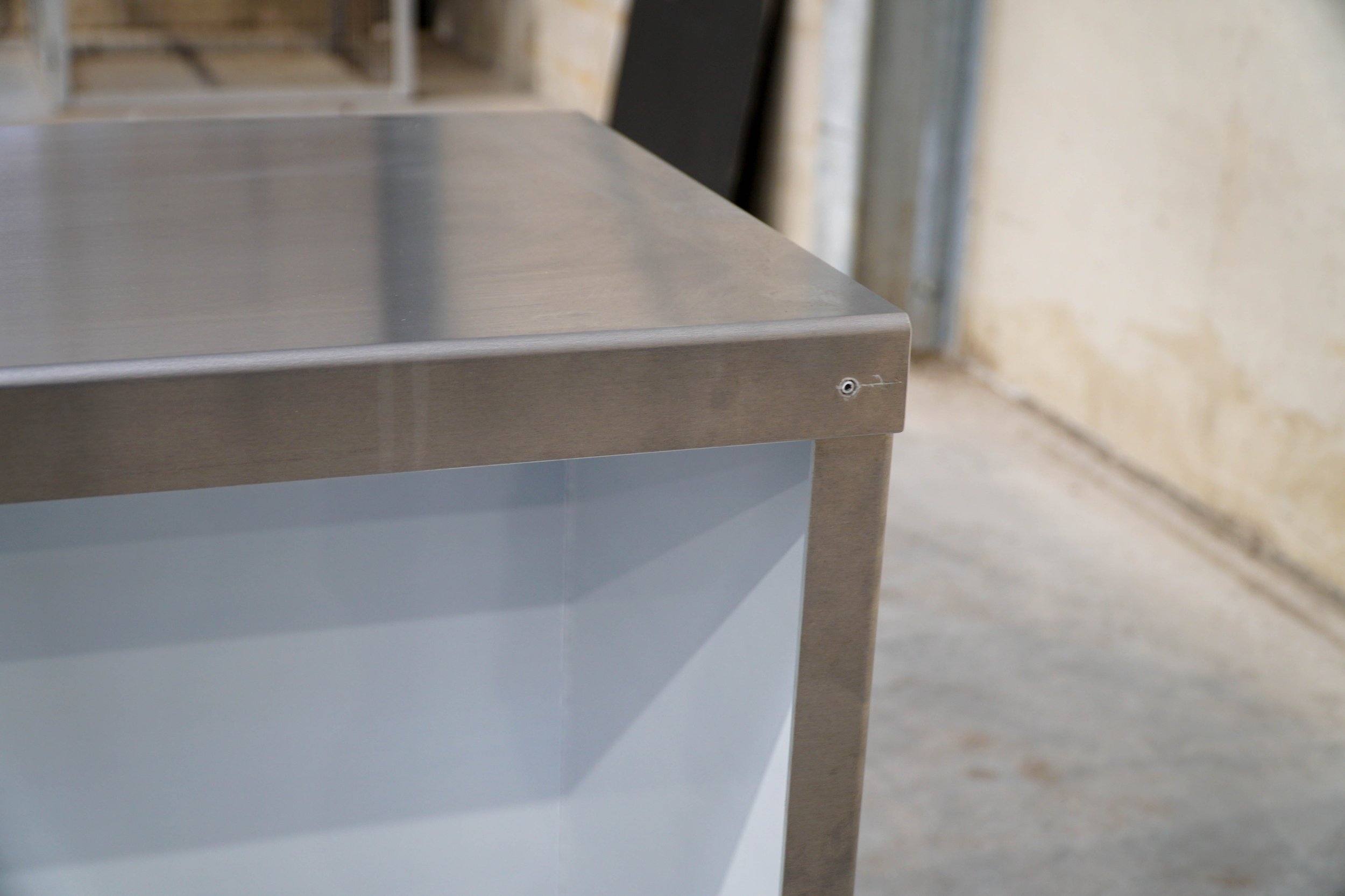 Aluminium_Counter_Medium_02_06.jpg