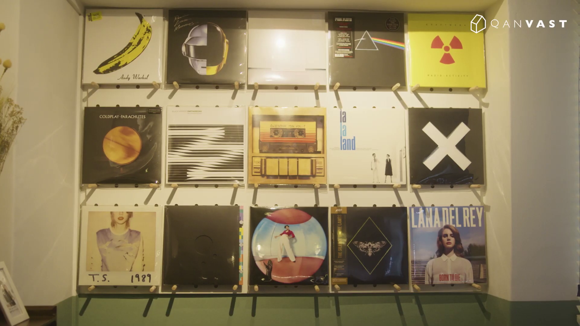 vlcsnap-2022-03-13-19h01m20s285.png