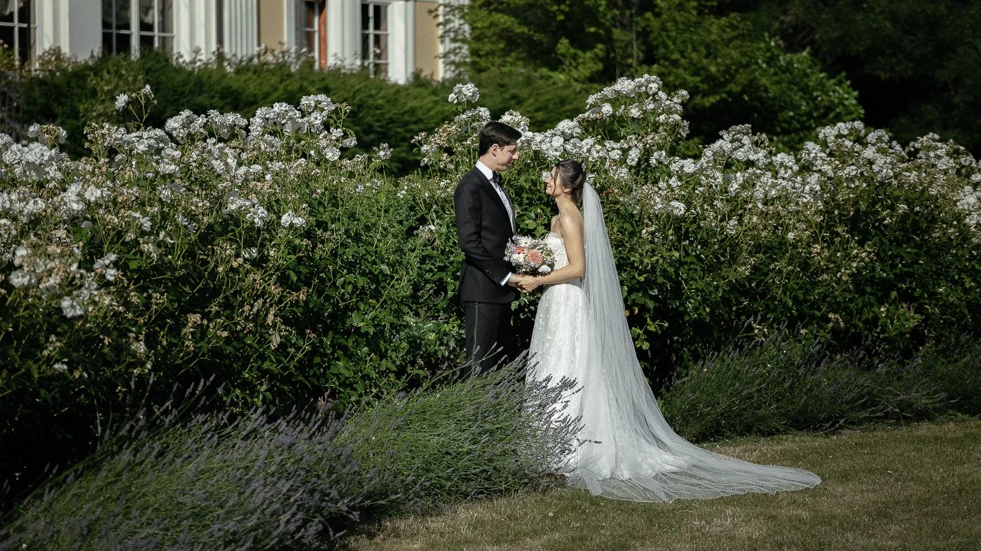 An International Wedding at Château Béla – Catalina & Andrej