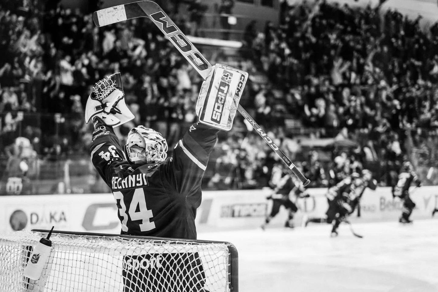 #hockey #hockeylife #hkpoprad #leicacamera #leicaq3monochrom