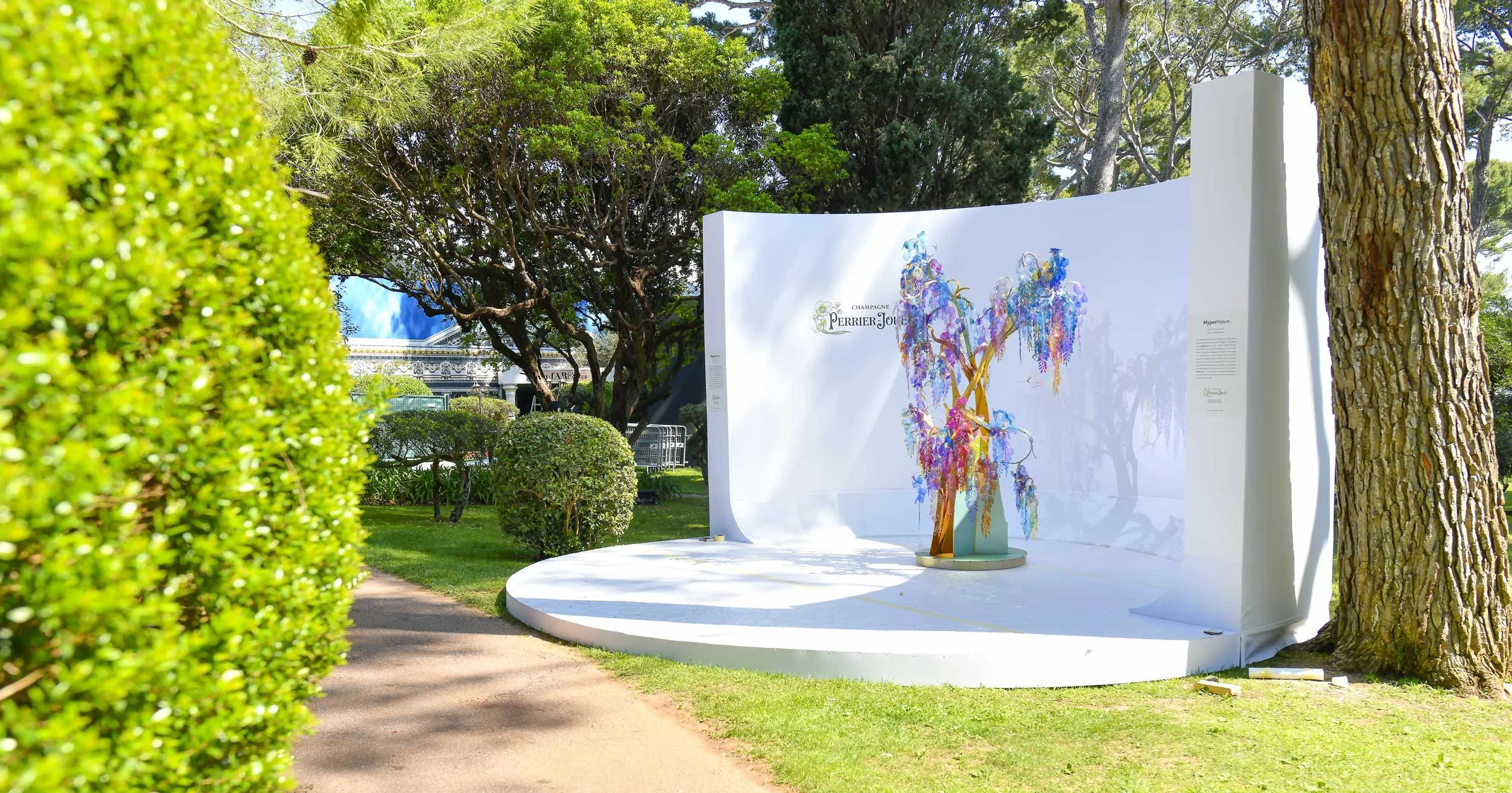 PERRIER-JOUËT AMFAR