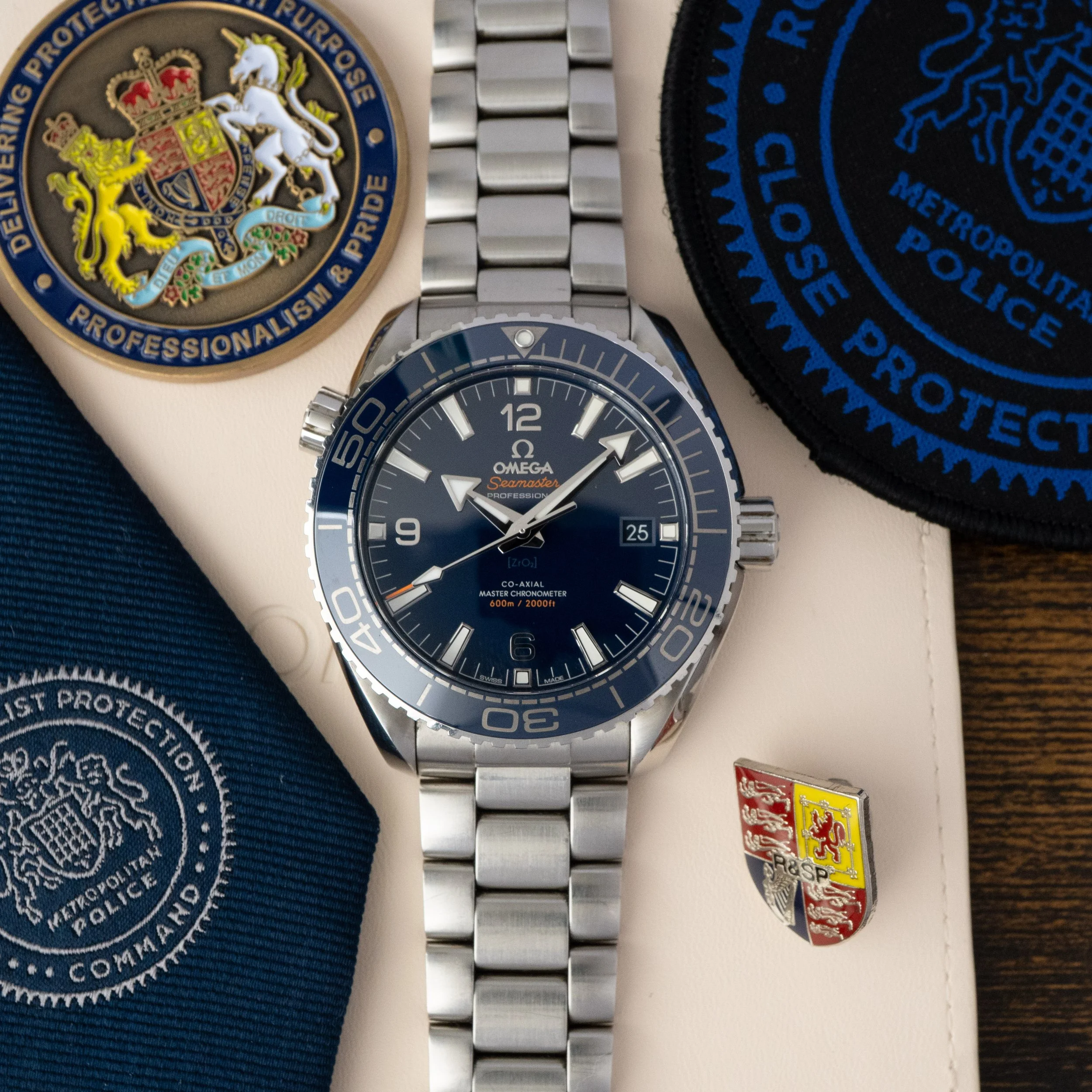 Omega Seamaster Planet Ocean 'Royalty and Specialist Protection Officer' - Ref. 215.30.44.21.03.003 - Collectors Set