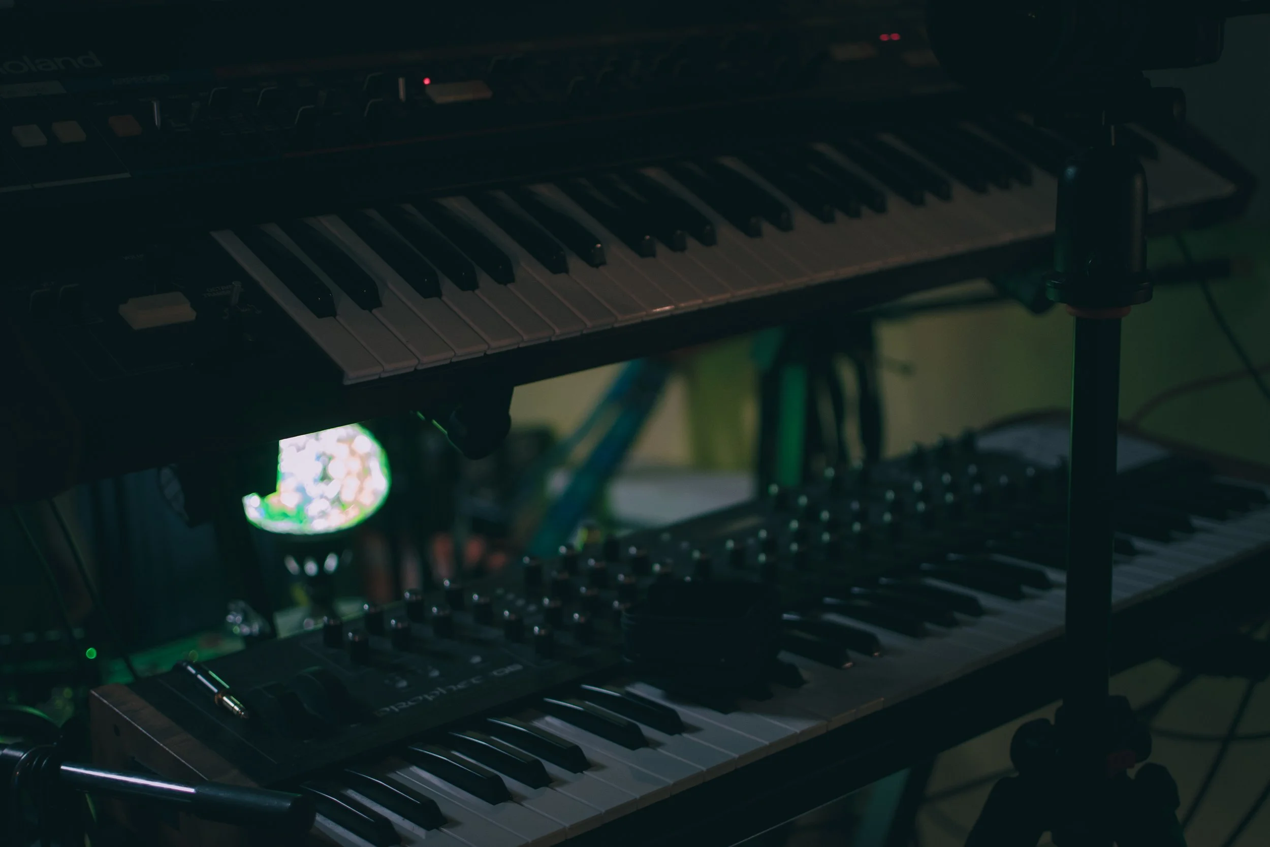 Behind the Scenes Anxious Attachment Film Shoot: Malcolm Cottle Media & Emmett O'Reilly (2022)