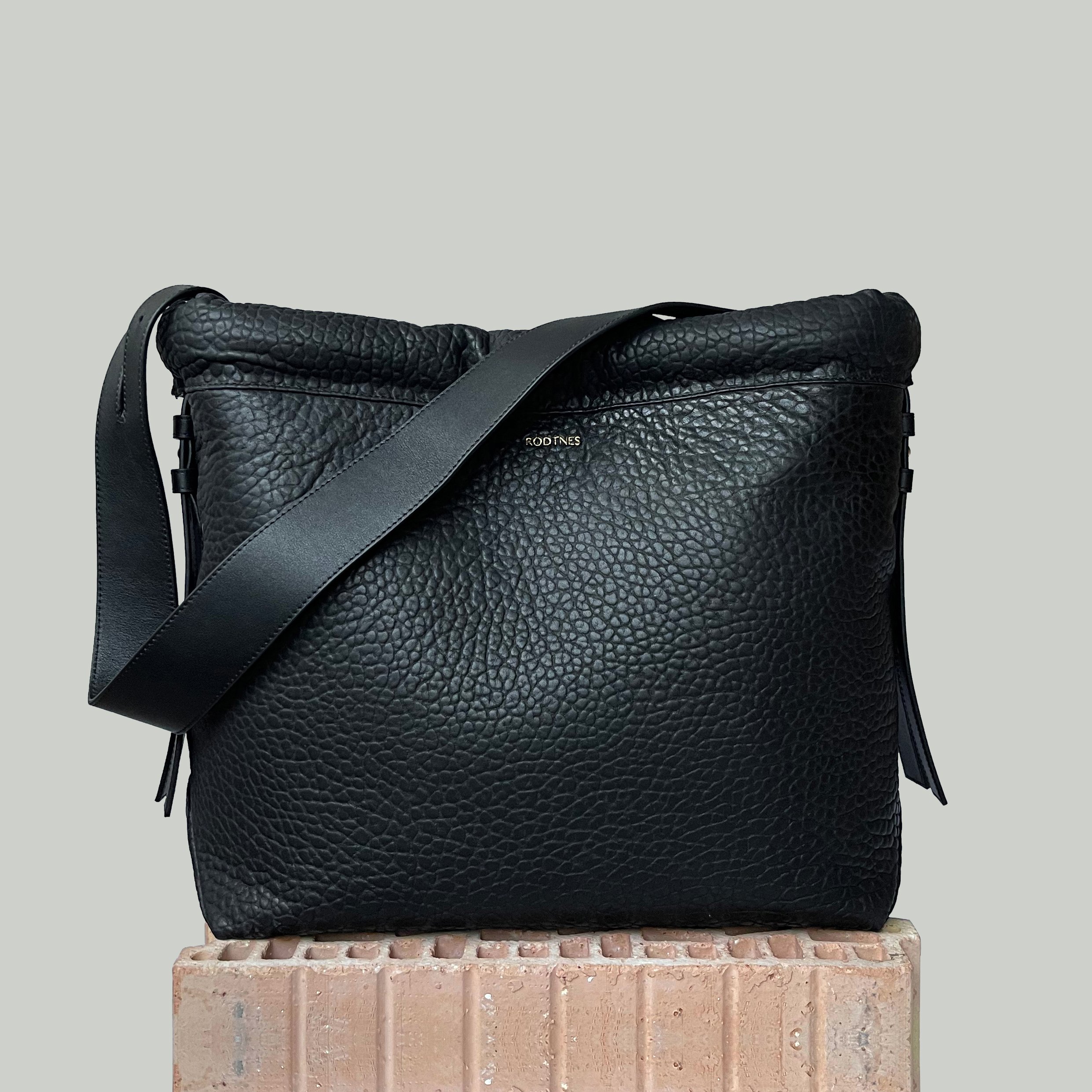 juniper large forside-farve kvadrat.jpg