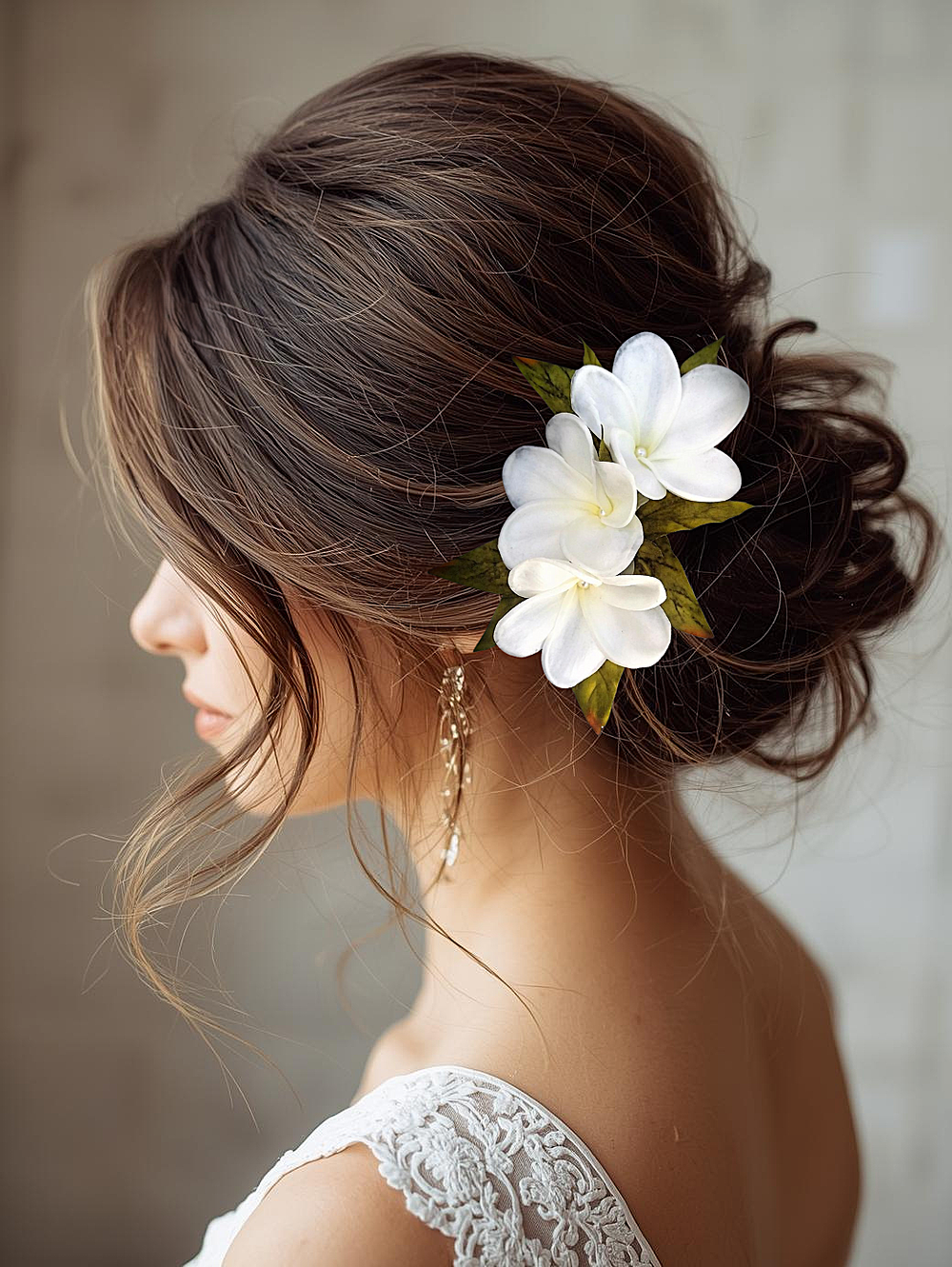 Real Touch White Hawaiian Plumeria Wedding Headpiece with  display picture 1