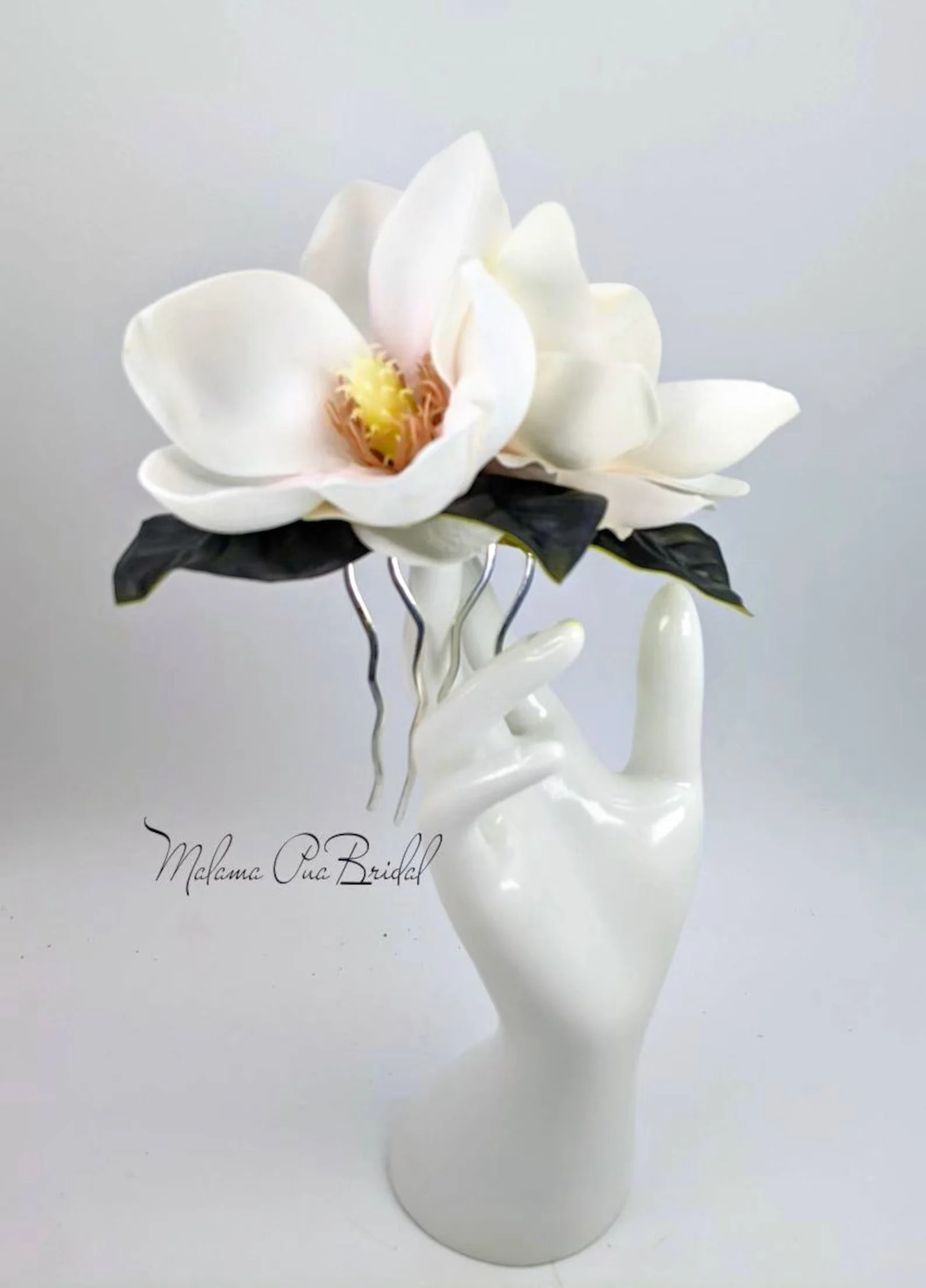 white magnolia comb3.jpg