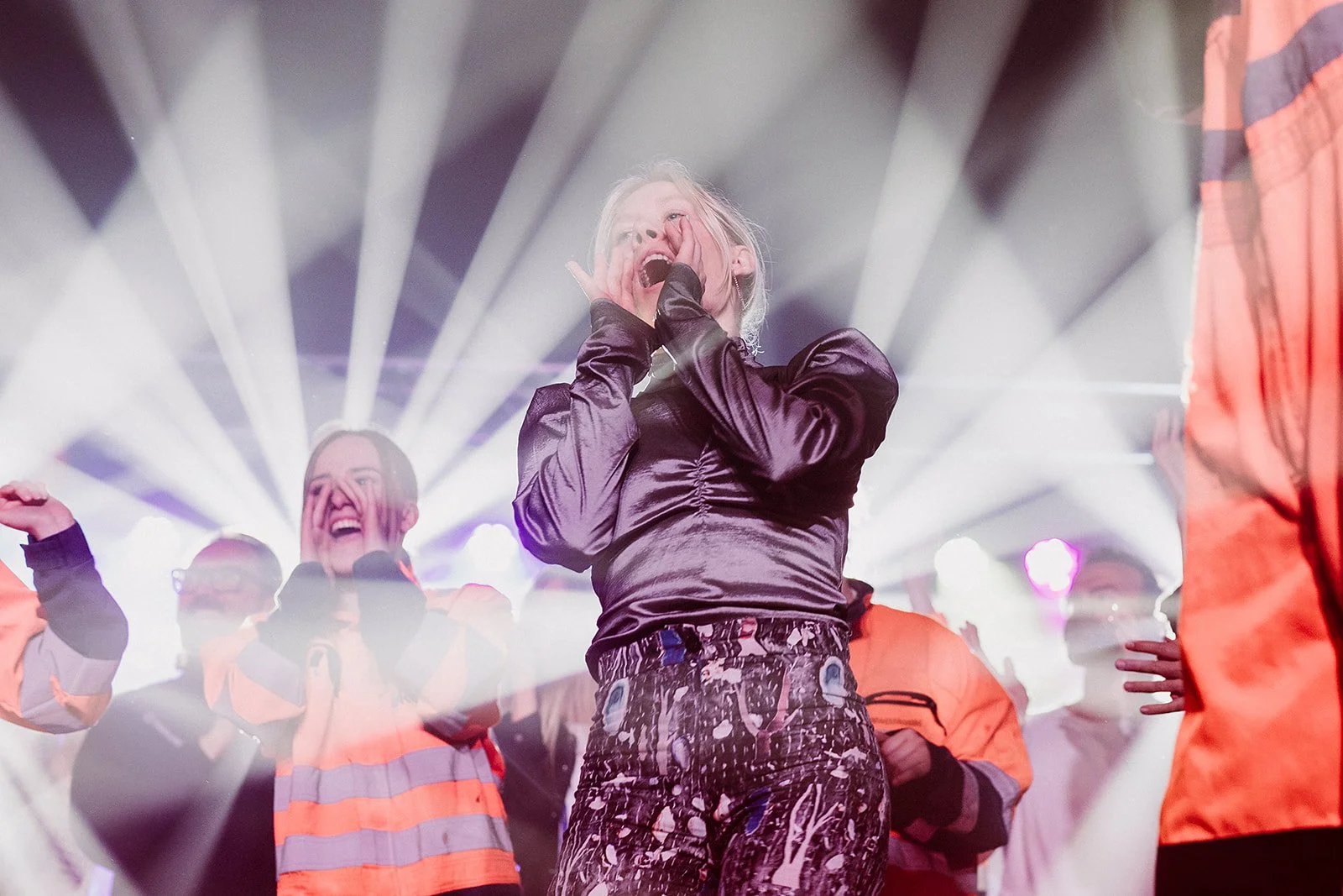 Iceland event photographer Steph Zakas with stage and crowd