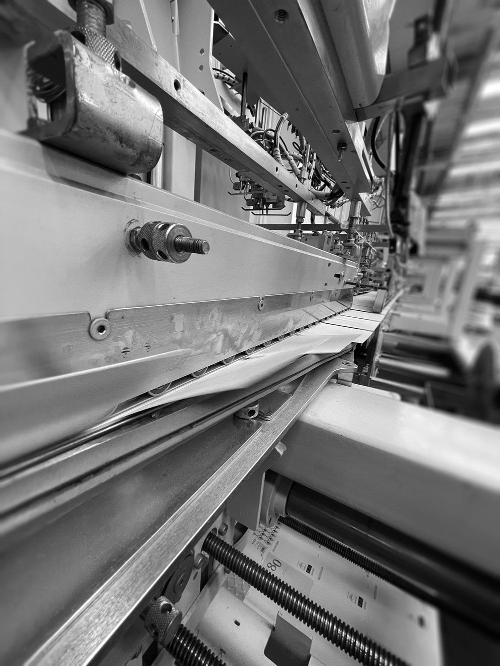 + High Speed Glue Line — Windles Group