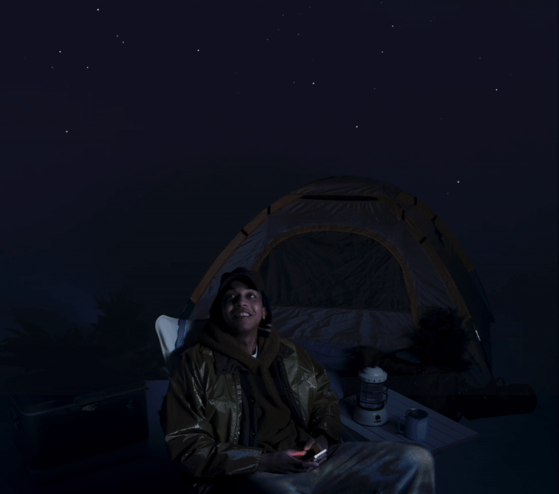 Apple: With iPhone 16e (series)