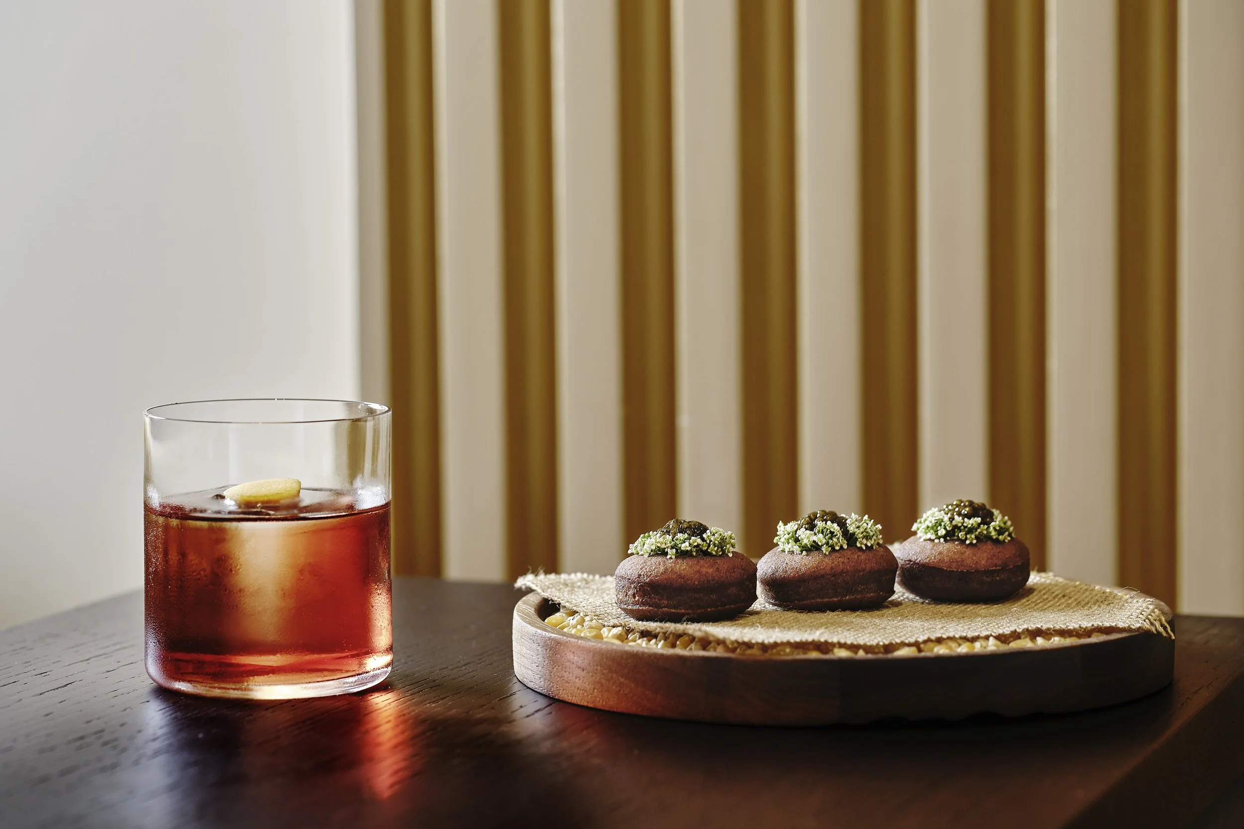 drz_king george_lobby bar_5_51526.jpg