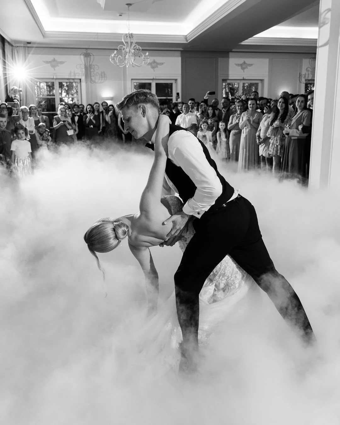 Kr&oacute;tka zapowiedź ze ślubu Kariny i Karola :)

#ślubwWarszawie #fotografślubnyWarszawa #fotografWarszawa #weddingWarsaw #slubWarszawa
#weddingphotographerwarsaw #ślub #fotografslubny #fotografiaslubna