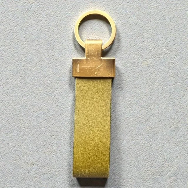 Custom personalized leather key loop fob, handcrafted full grain leather everyday carry accessory made in Canada