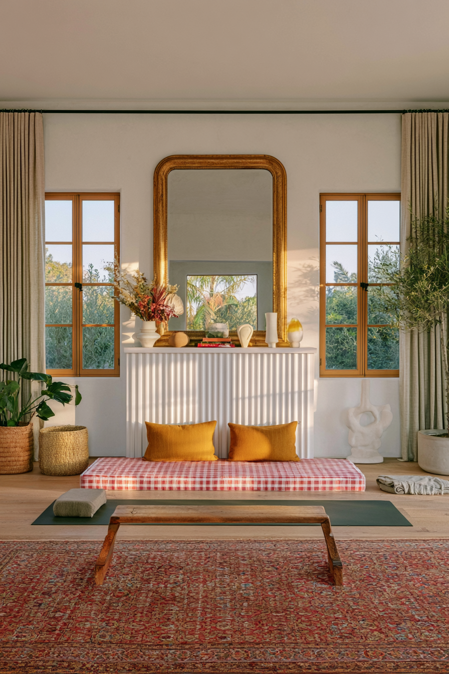 livingbrightinteriors_Unused_builder_grade_residential_room_c_8c829b75-b6bc-463f-b8cd-936d94a78316_1.png