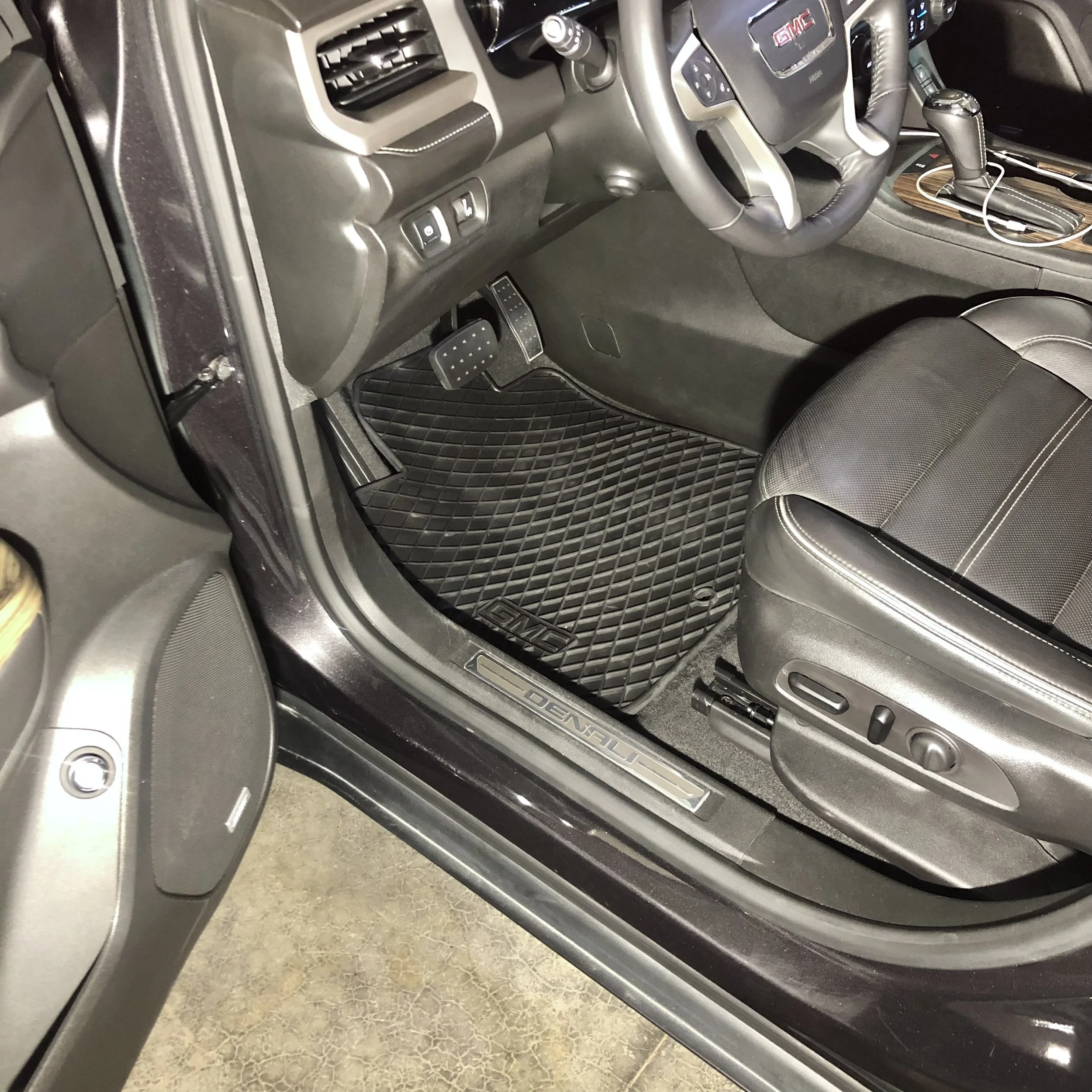 Exclusive, Specialized Auto Detailing Kokomo Indiana — Brass Tack