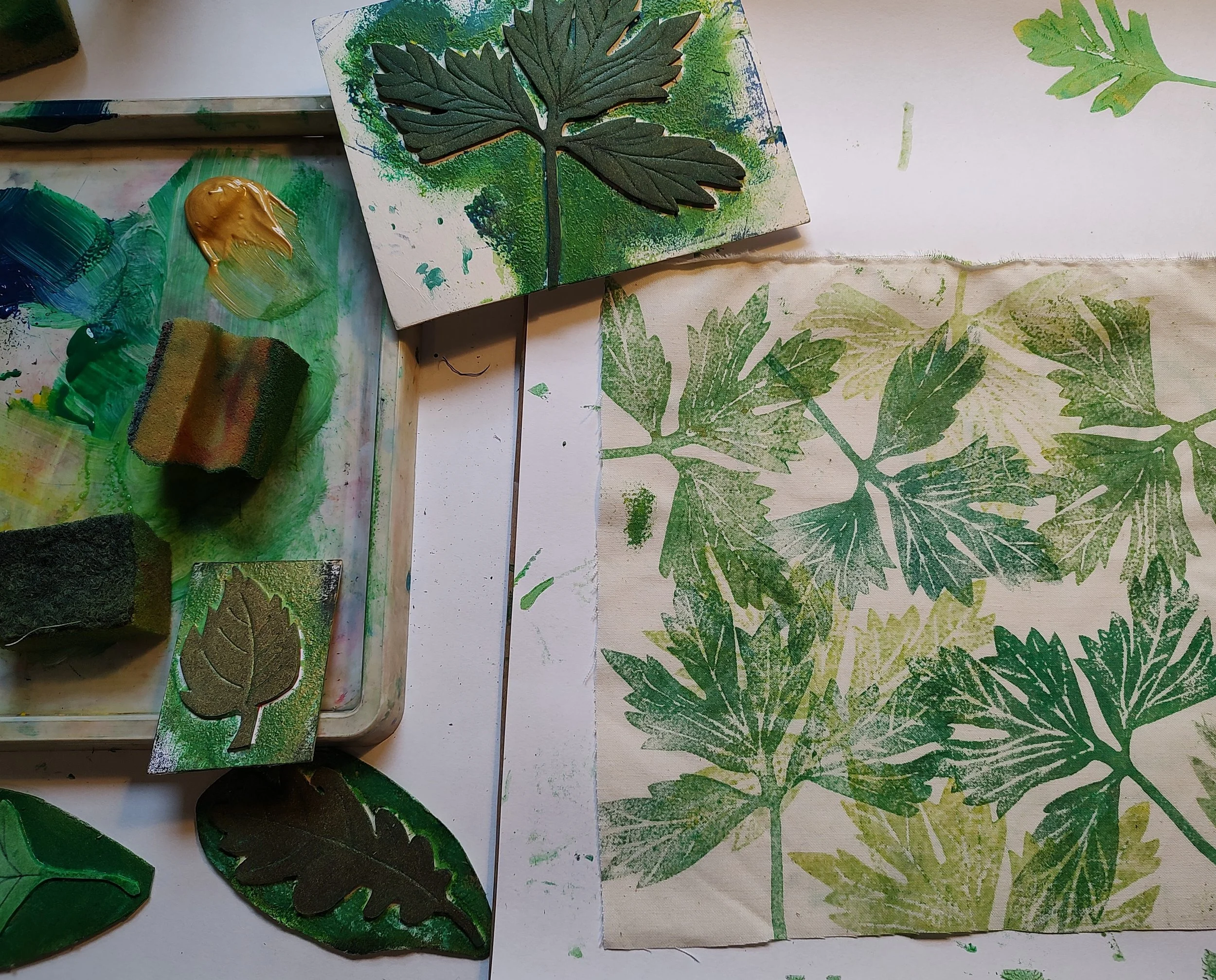 Printing on fabric with Helen Walsh 