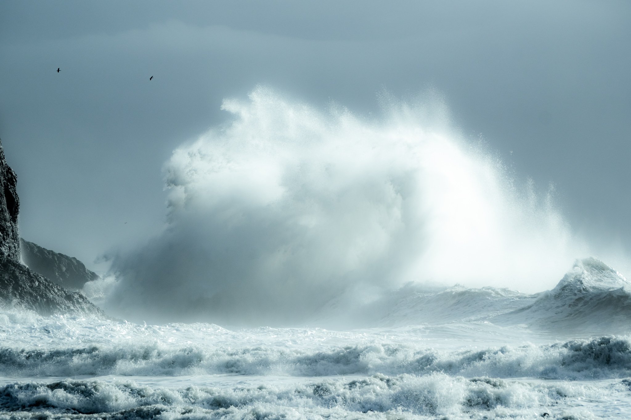 Cape Disappointment Waves Web (31 of 49).jpg
