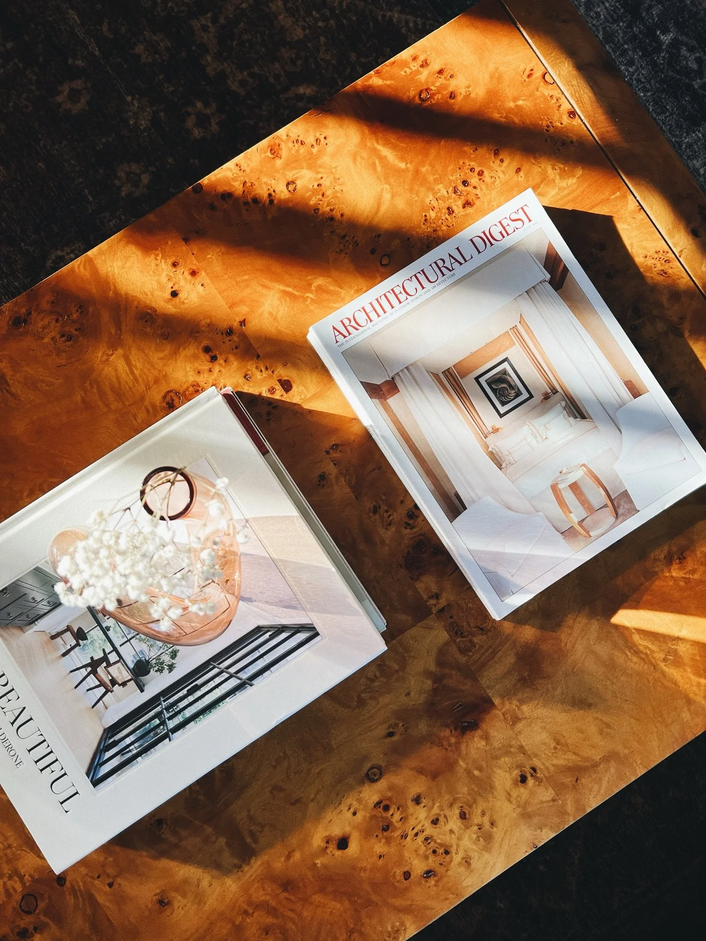 Part of the magic of moving to a new home is discovering how the light hits each season. So far, winter is winning. ✨