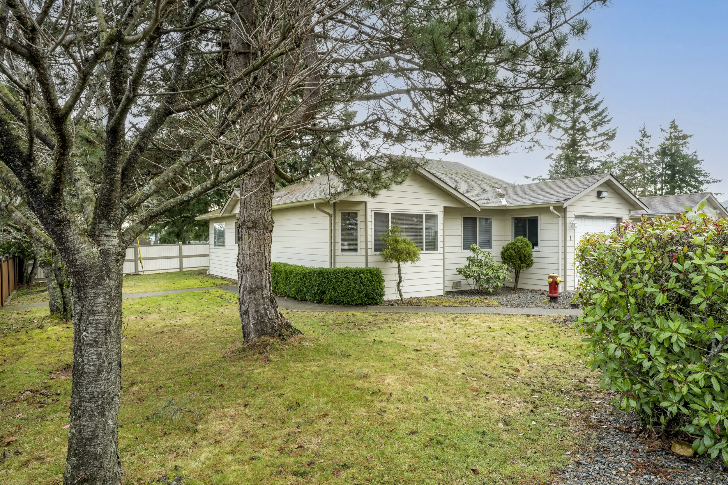 1-4271 Wellington Road, Nanaimo