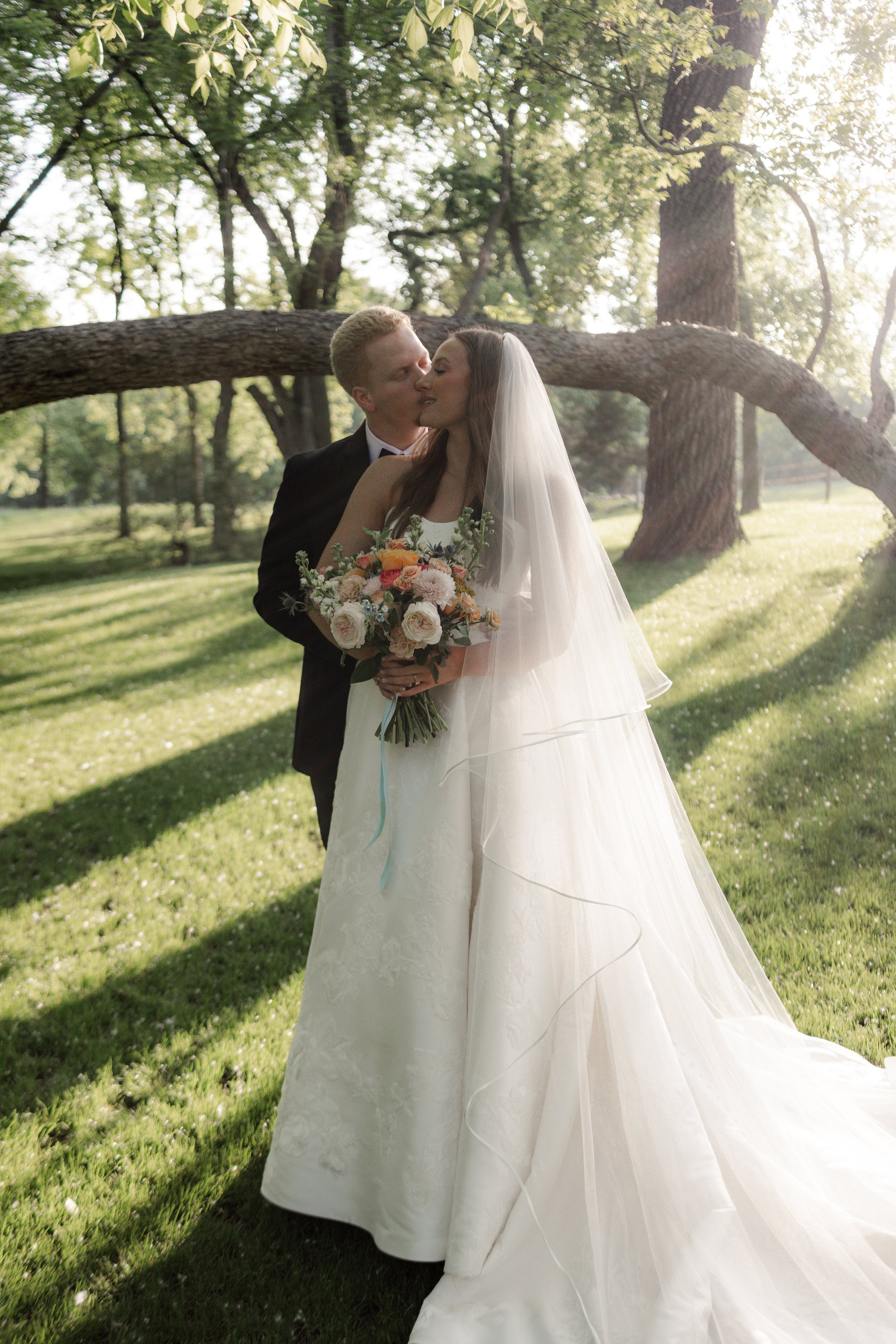 Rachel + Logan’s Colorful Spring Wedding in Texas
