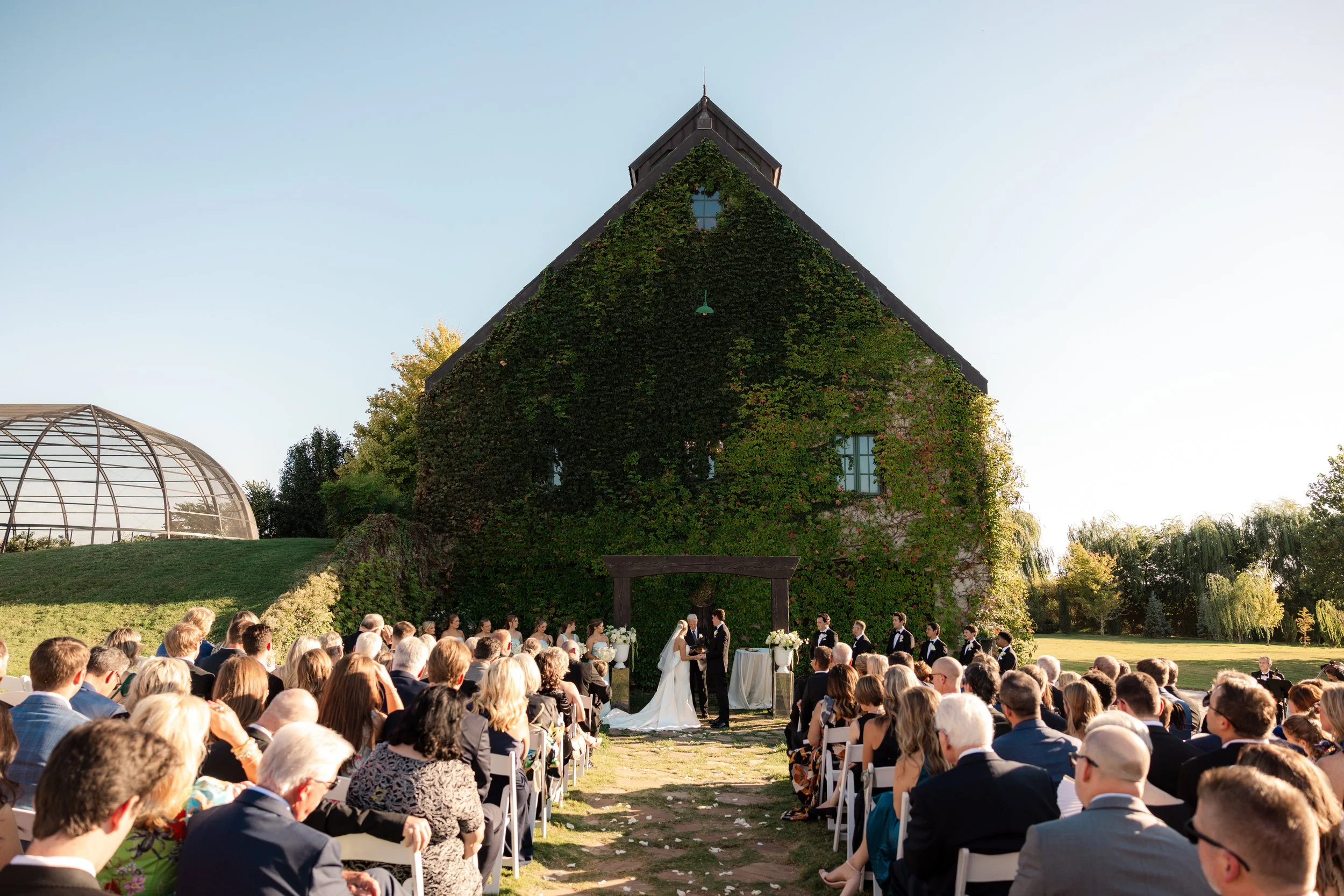 Wedding Ceremony Decor Ideas to Match Your Style