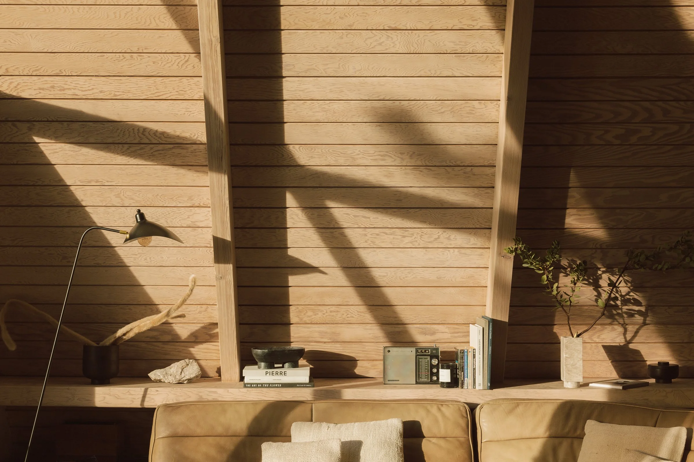 Lake Arrowhead cabin by Nach Vorn