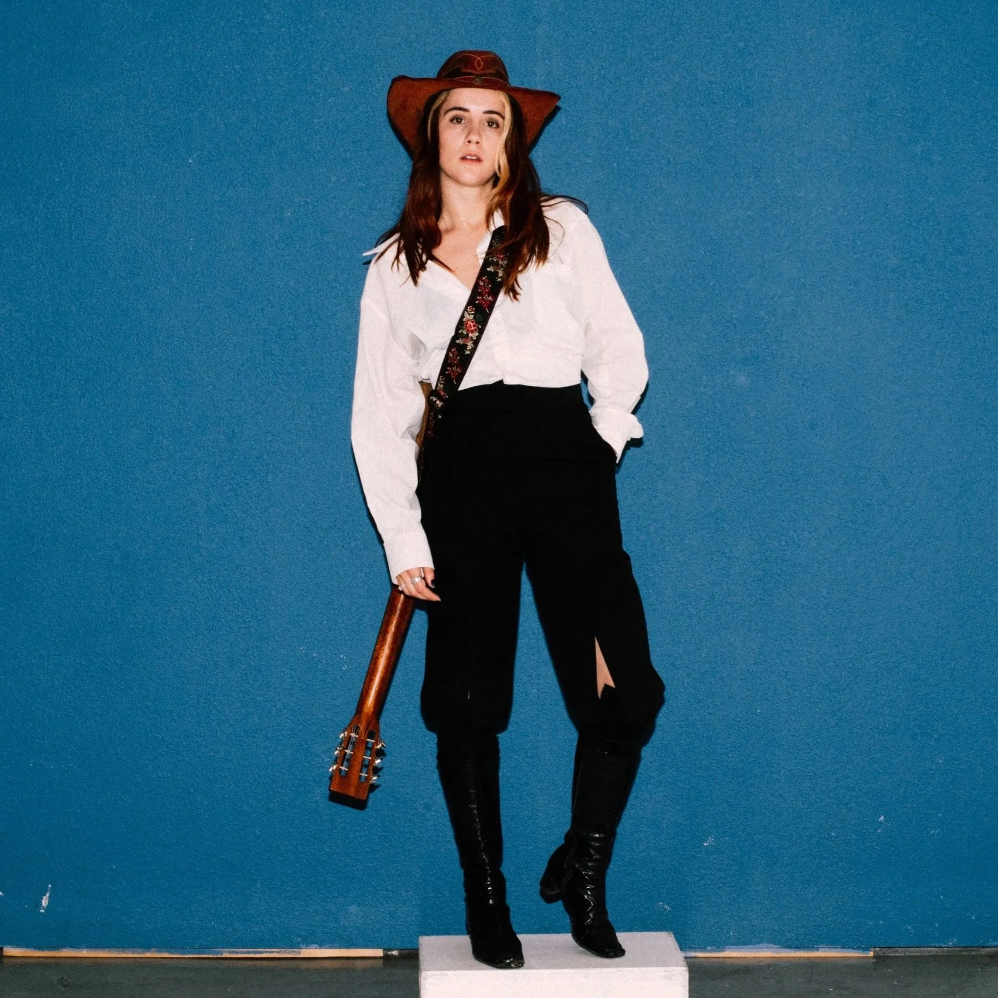 Friday Afternoon Music Mix: Rae Isla