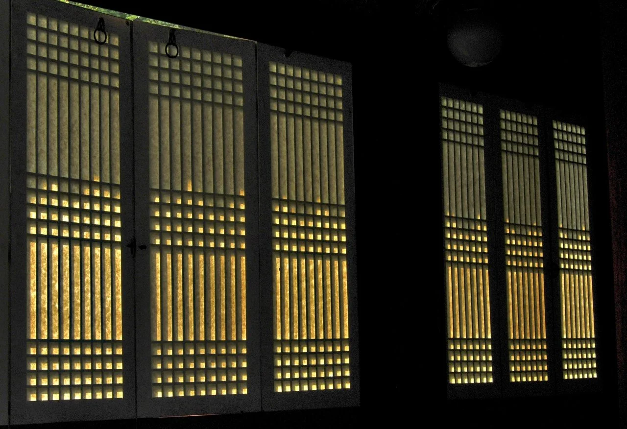 Korea • Seoul • Emperor's windows • October 2006 — Vivien Schmidt Fine ...