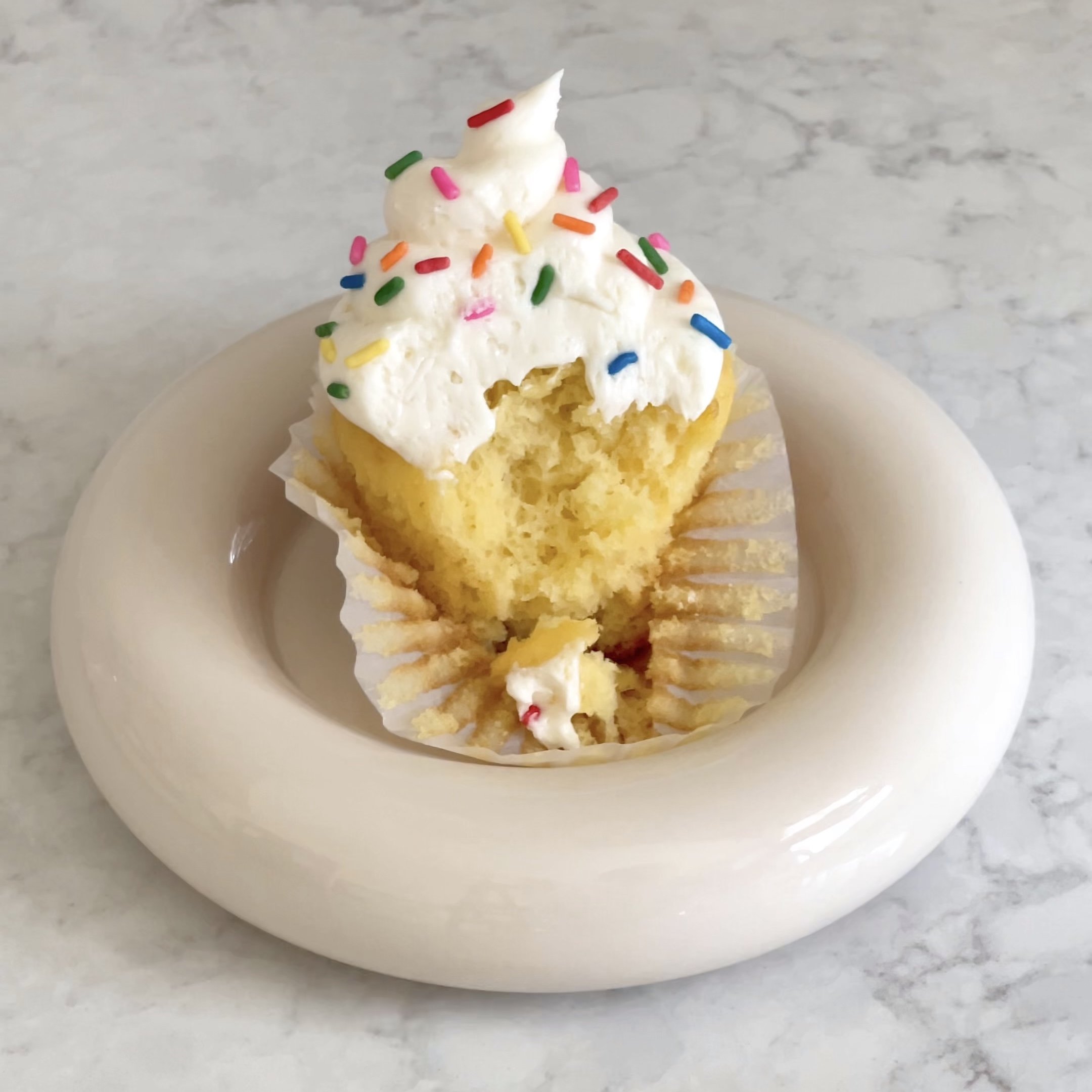 emoji cupcake.jpg
