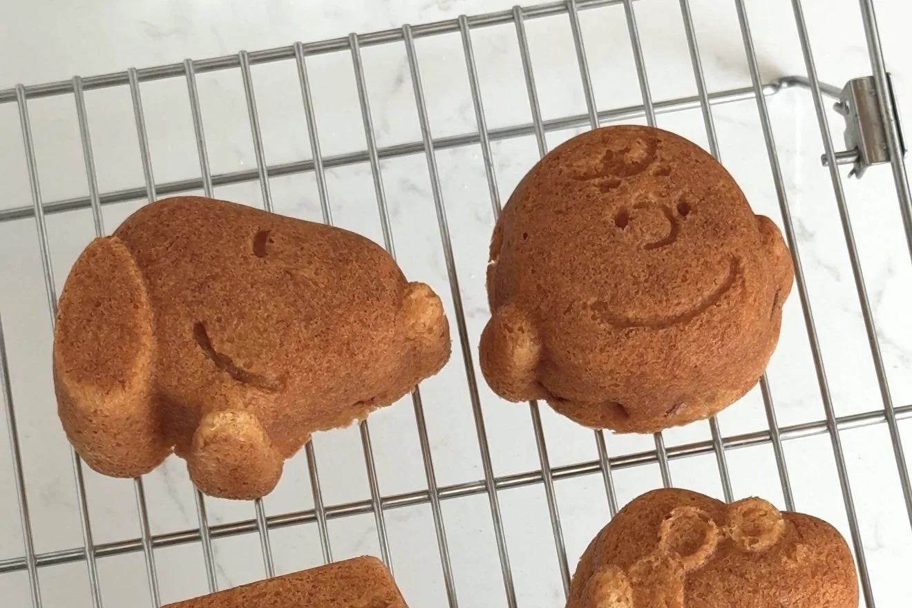 strawberries &amp; cream mini cakes.