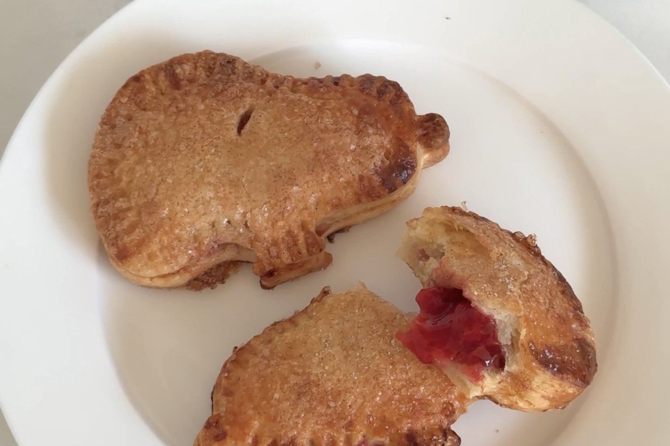 snoopy strawberry pies.